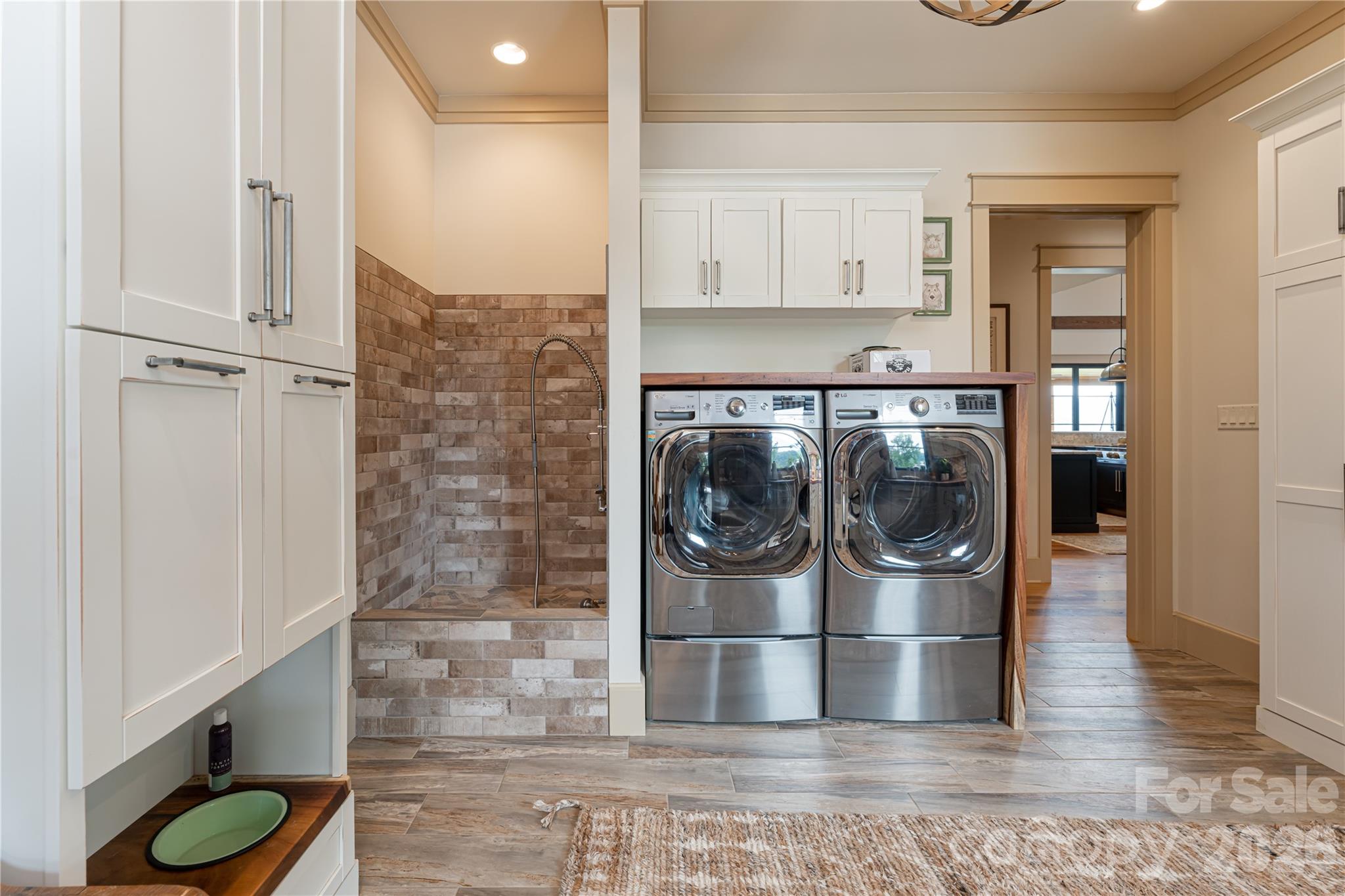 170 + 99999 Bear View Road — Weaverville