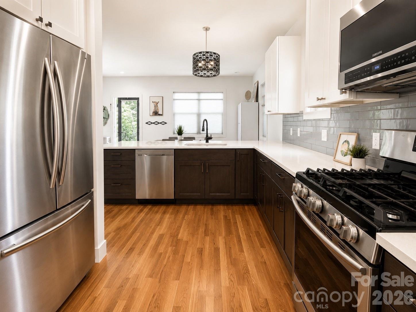 195 Wellington Street — Asheville