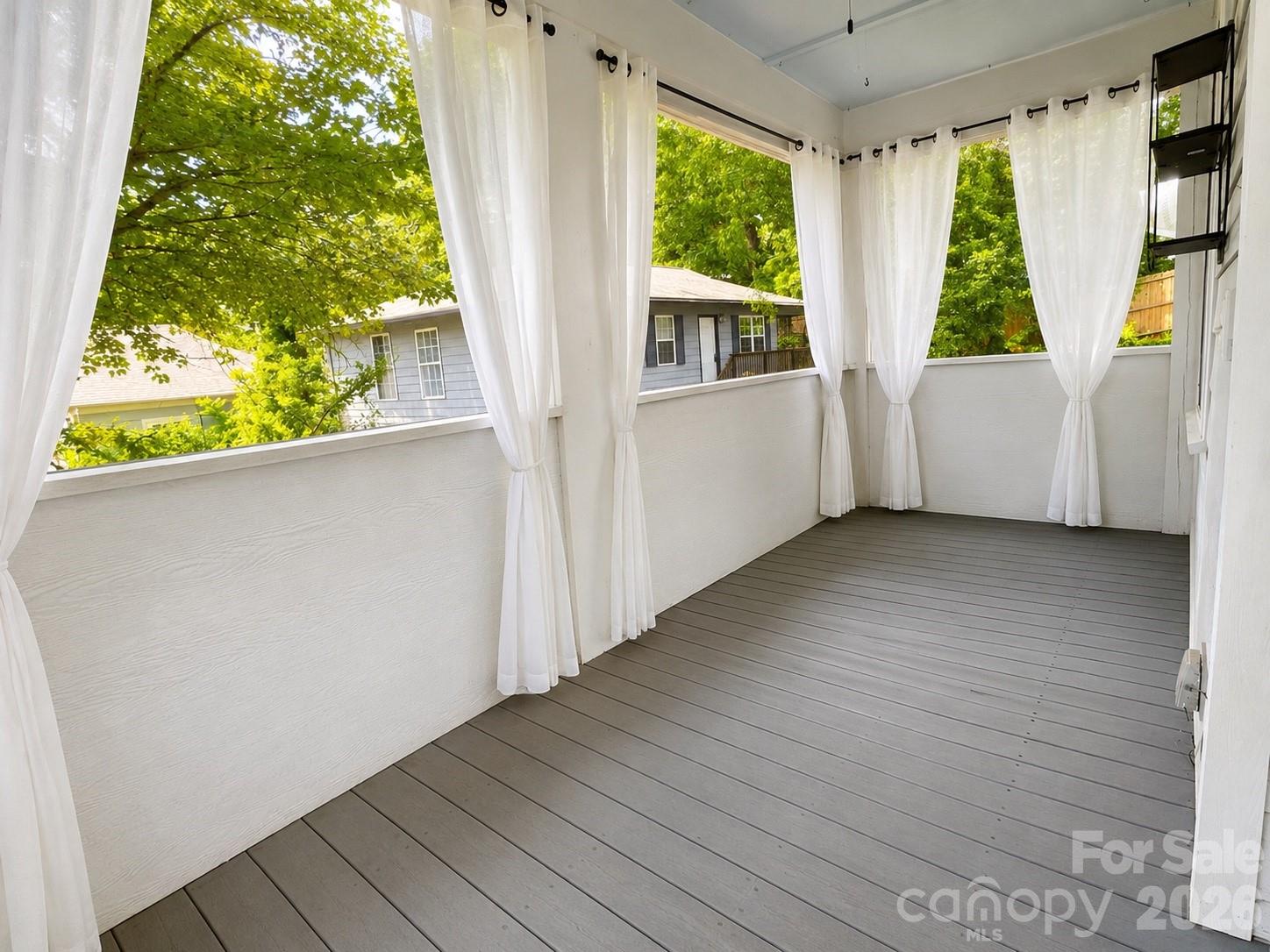 195 Wellington Street — Asheville