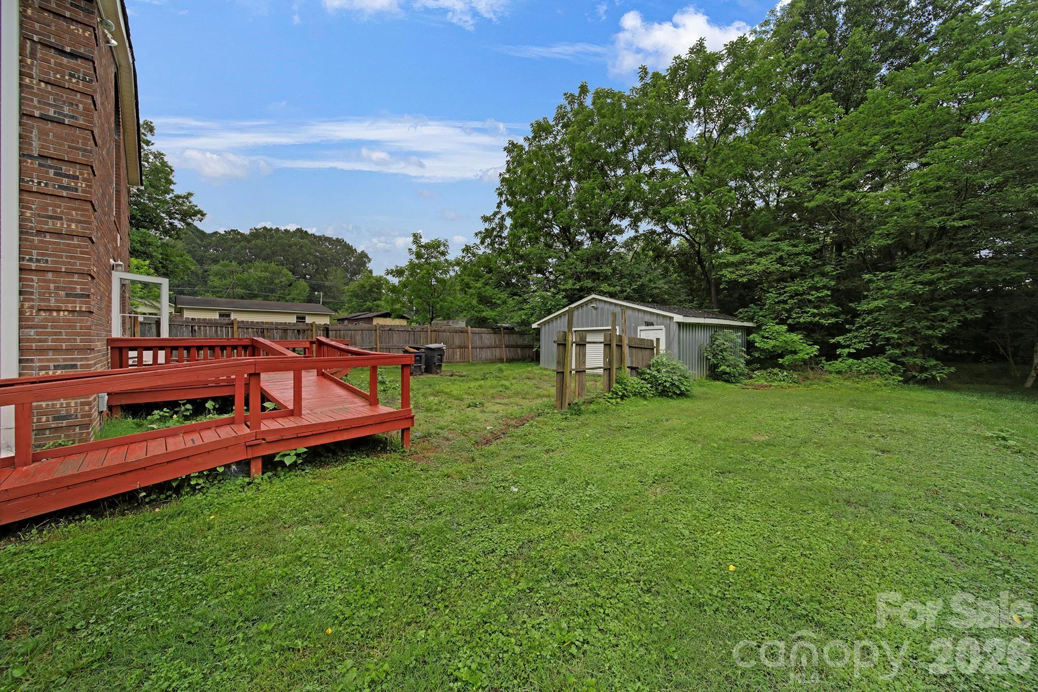 115 Lippard Street — Statesville