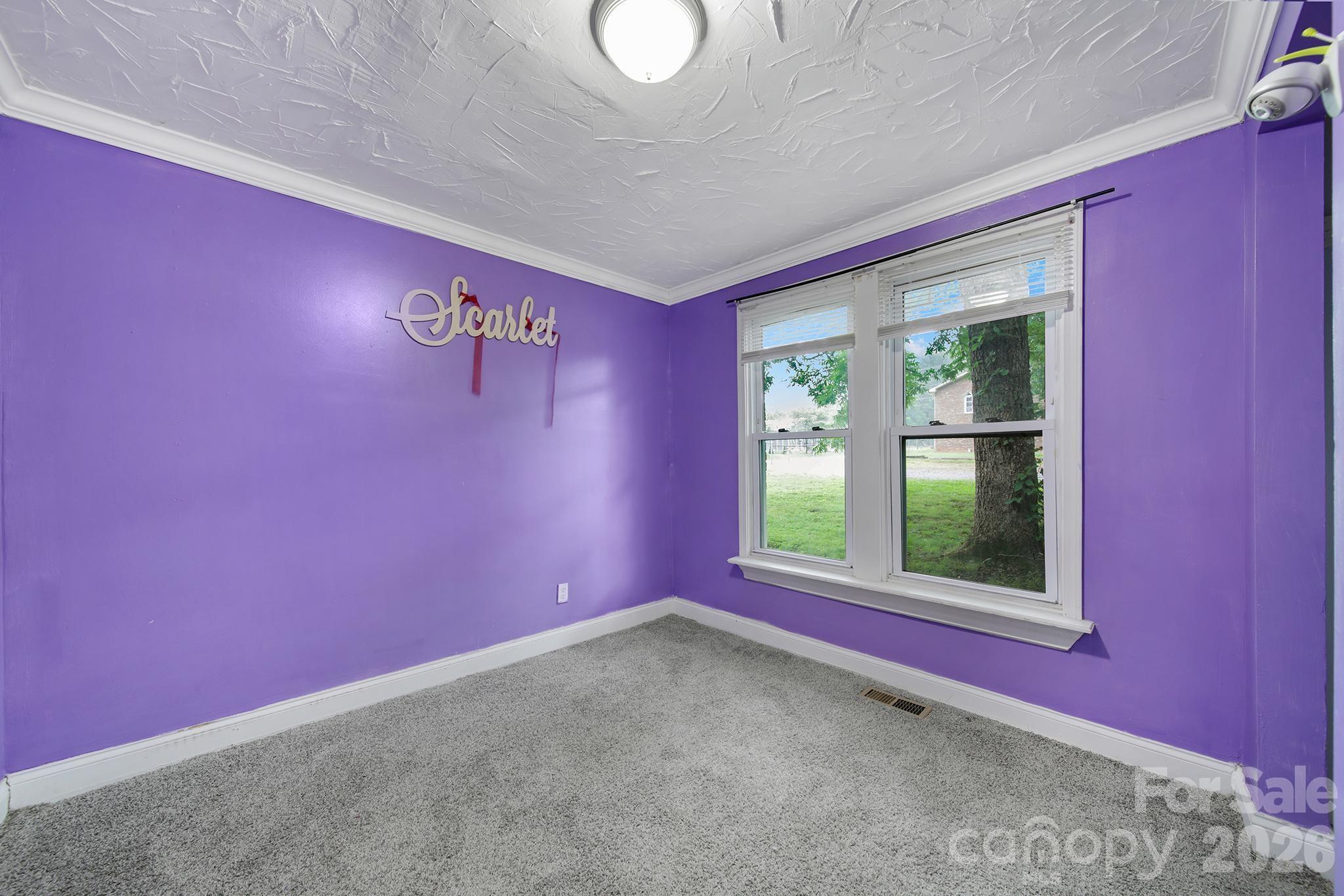 115 Lippard Street — Statesville