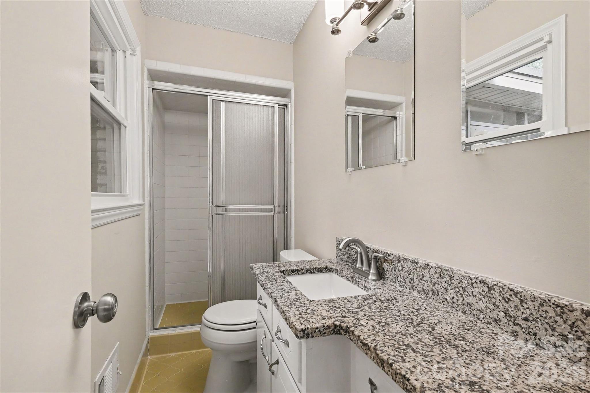 2143 Knickerbocker Drive — Charlotte