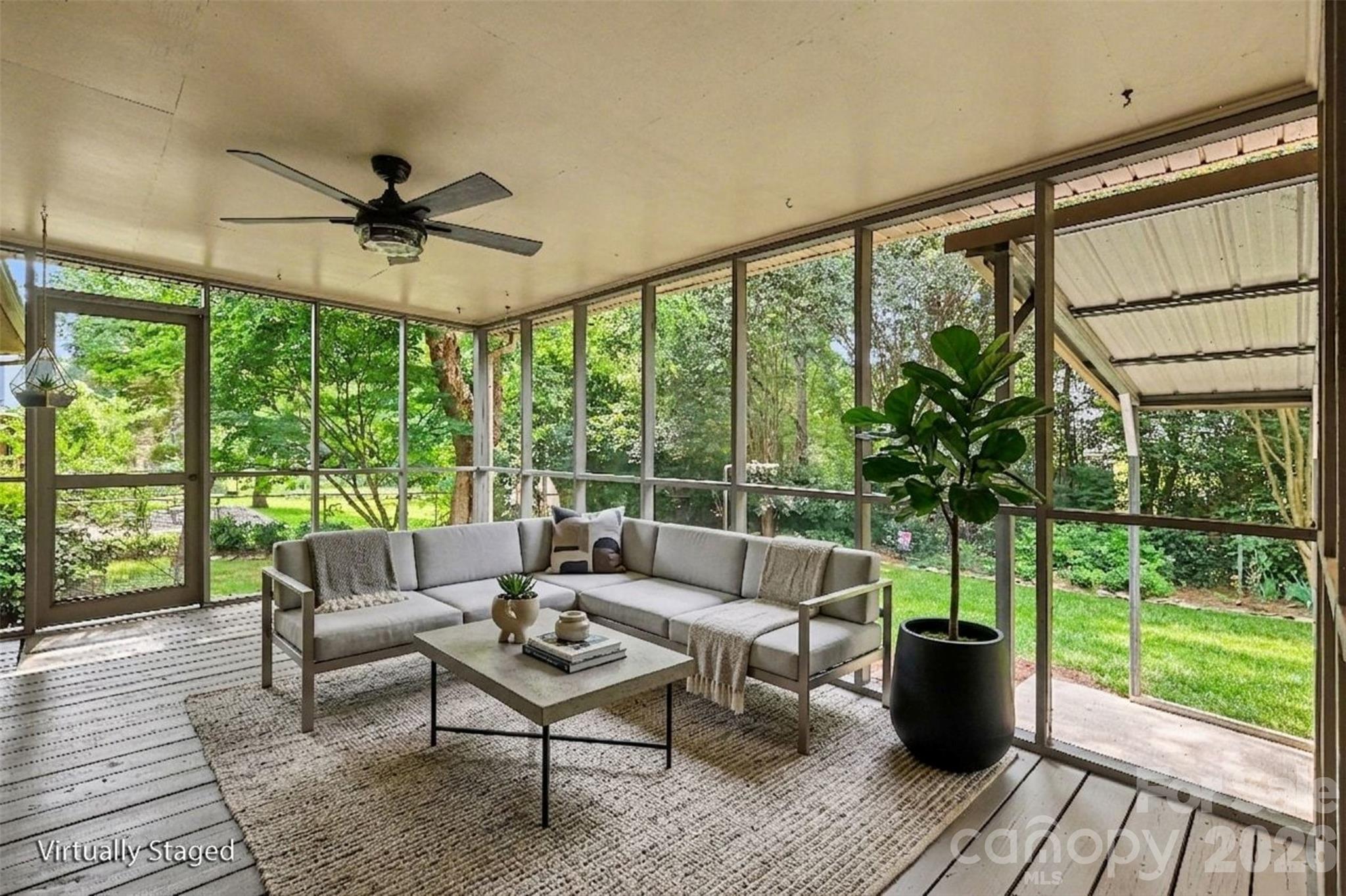 2143 Knickerbocker Drive — Charlotte