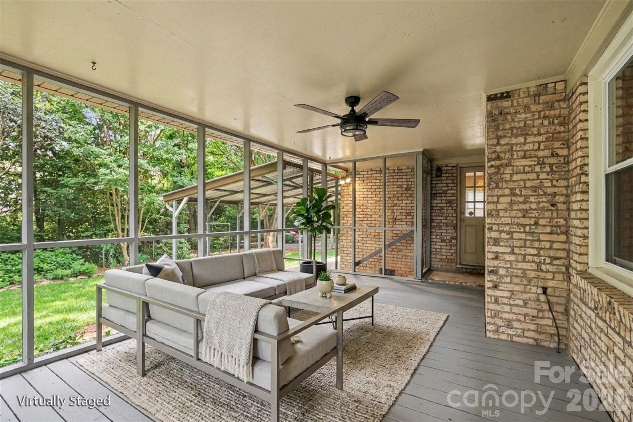 2143 Knickerbocker Drive — Charlotte