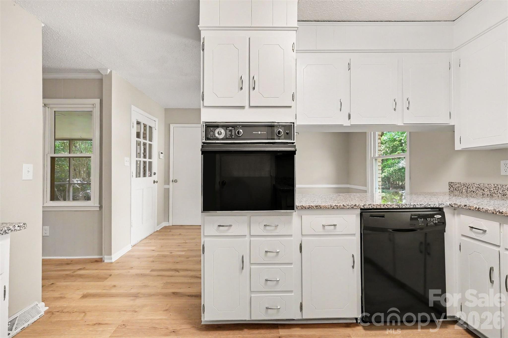 2143 Knickerbocker Drive — Charlotte