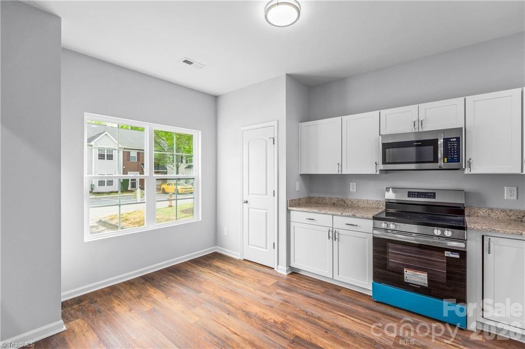 1633 Olivers Crossing Circle — Winston Salem