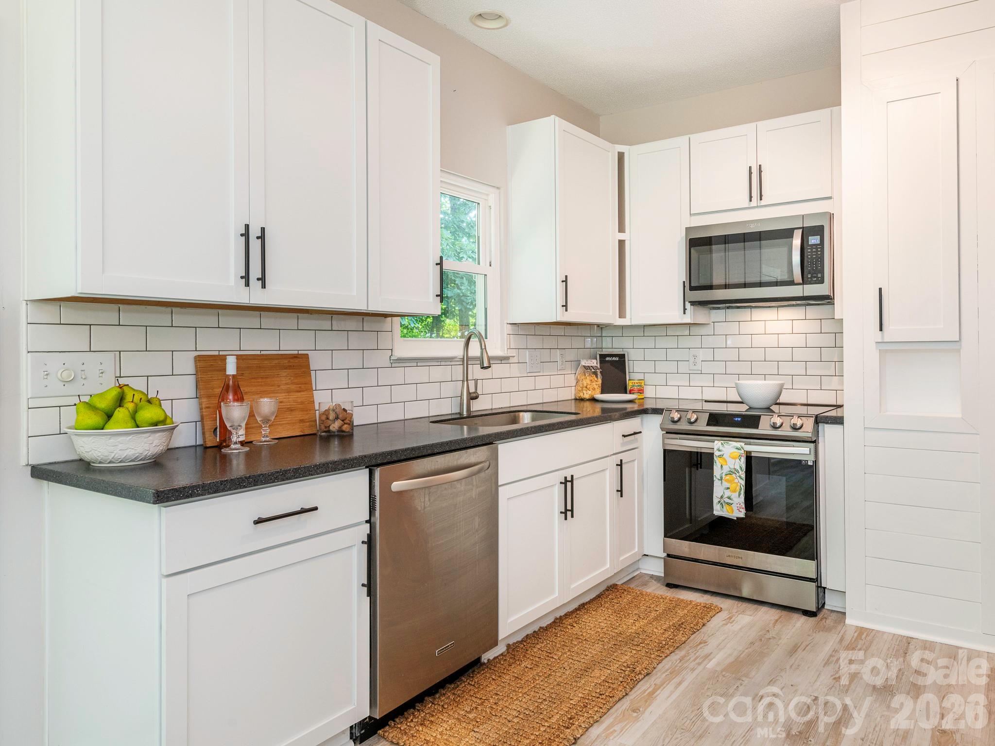 1300 Copper Creek Lane — Fort Mill