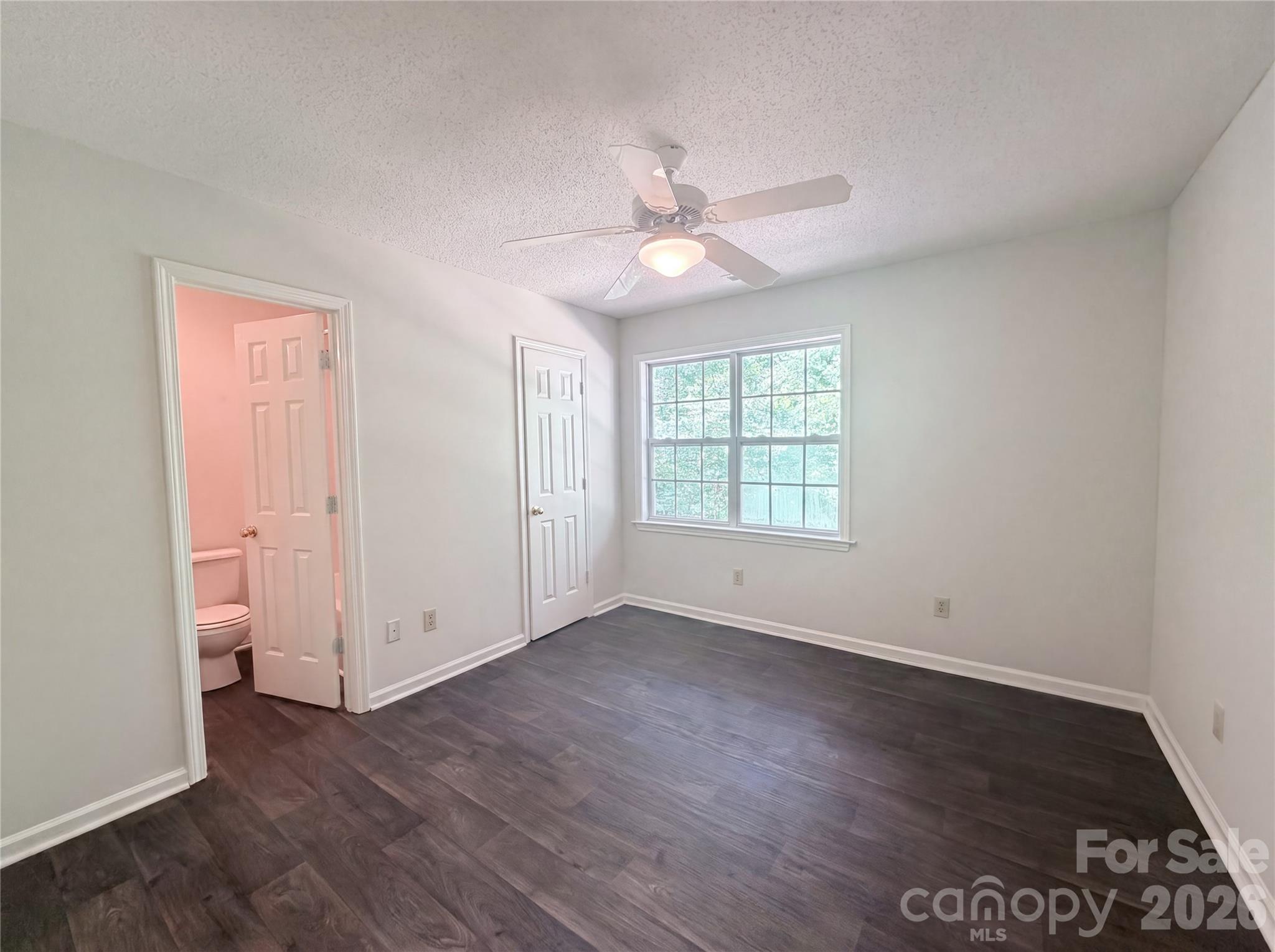 221 Grandview Drive — Statesville