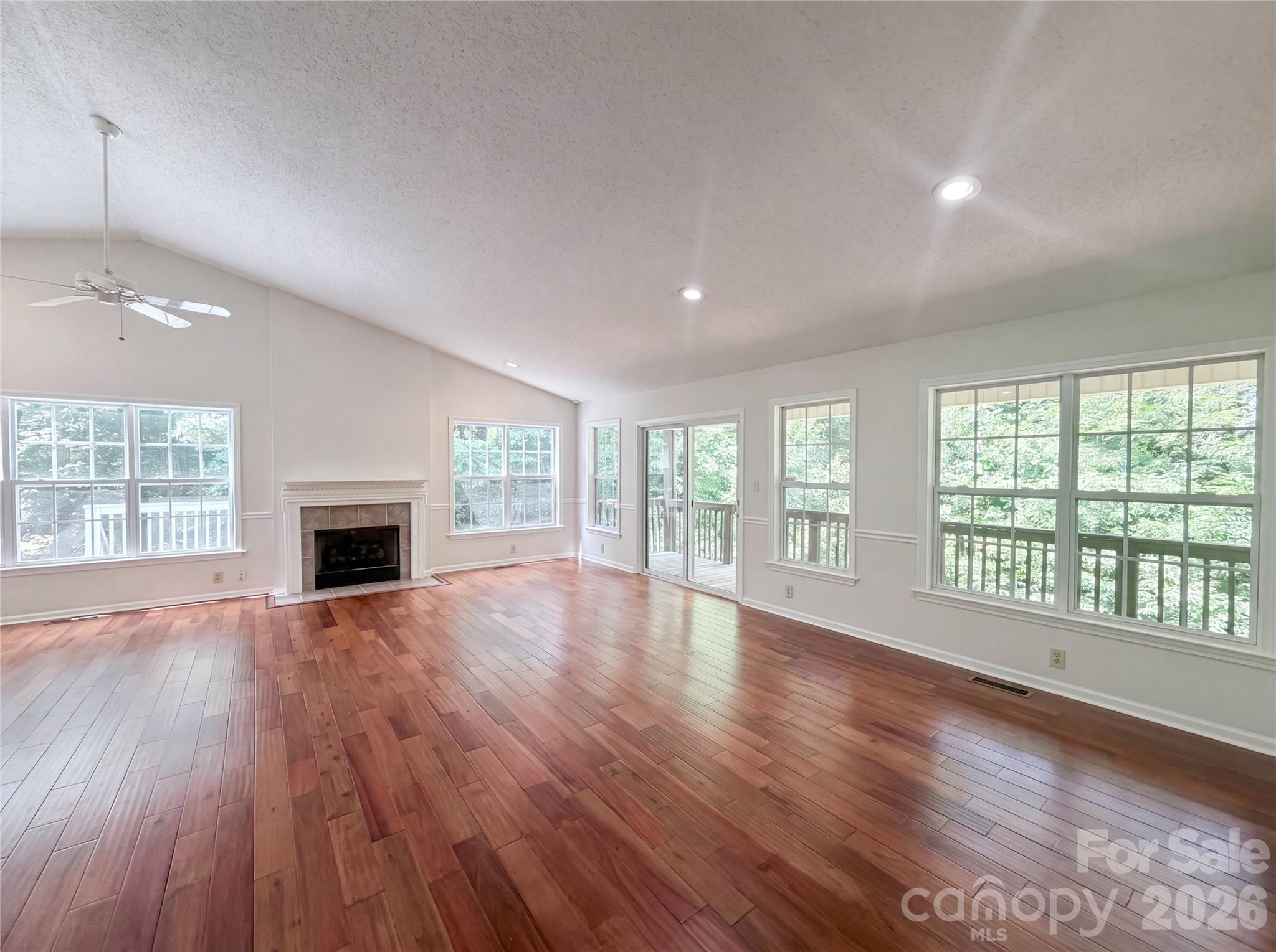 221 Grandview Drive — Statesville