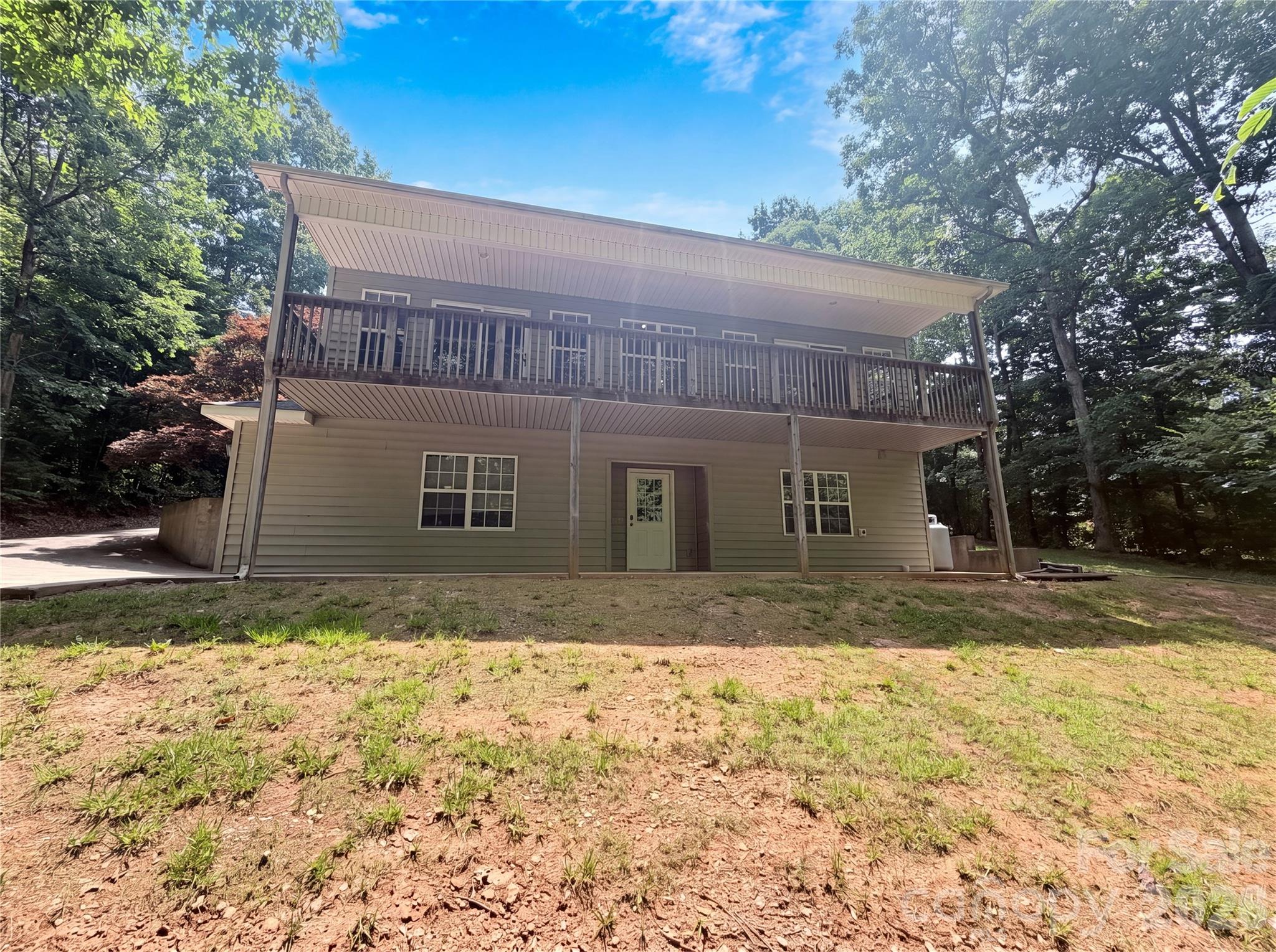 221 Grandview Drive — Statesville