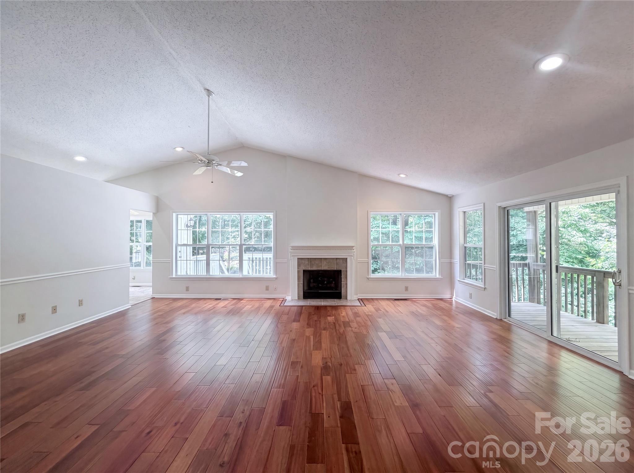 221 Grandview Drive — Statesville