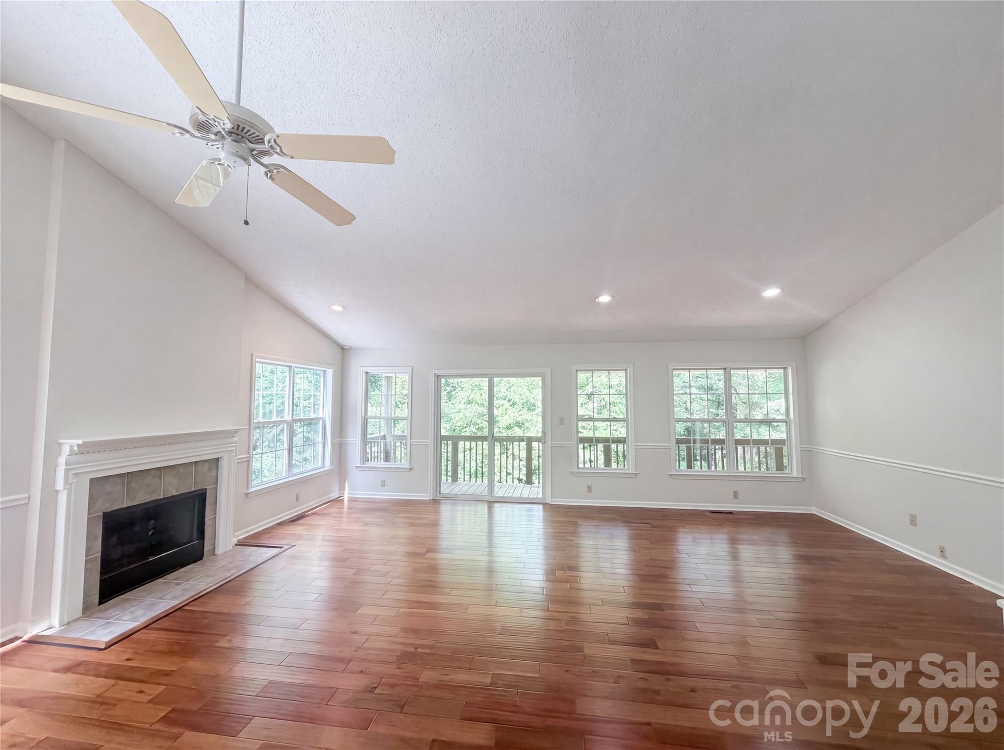 221 Grandview Drive — Statesville