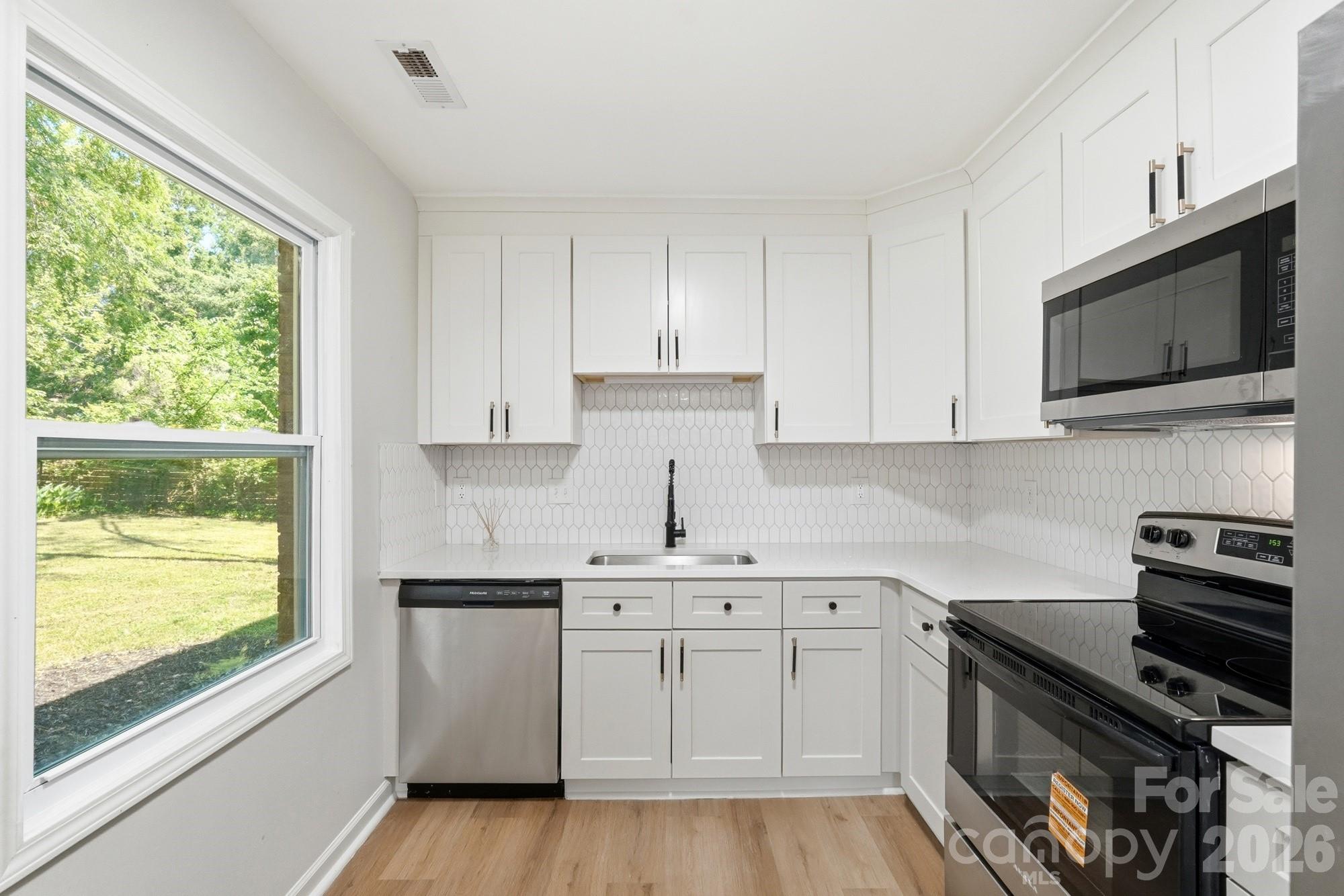 9828 Starwood Drive — Charlotte
