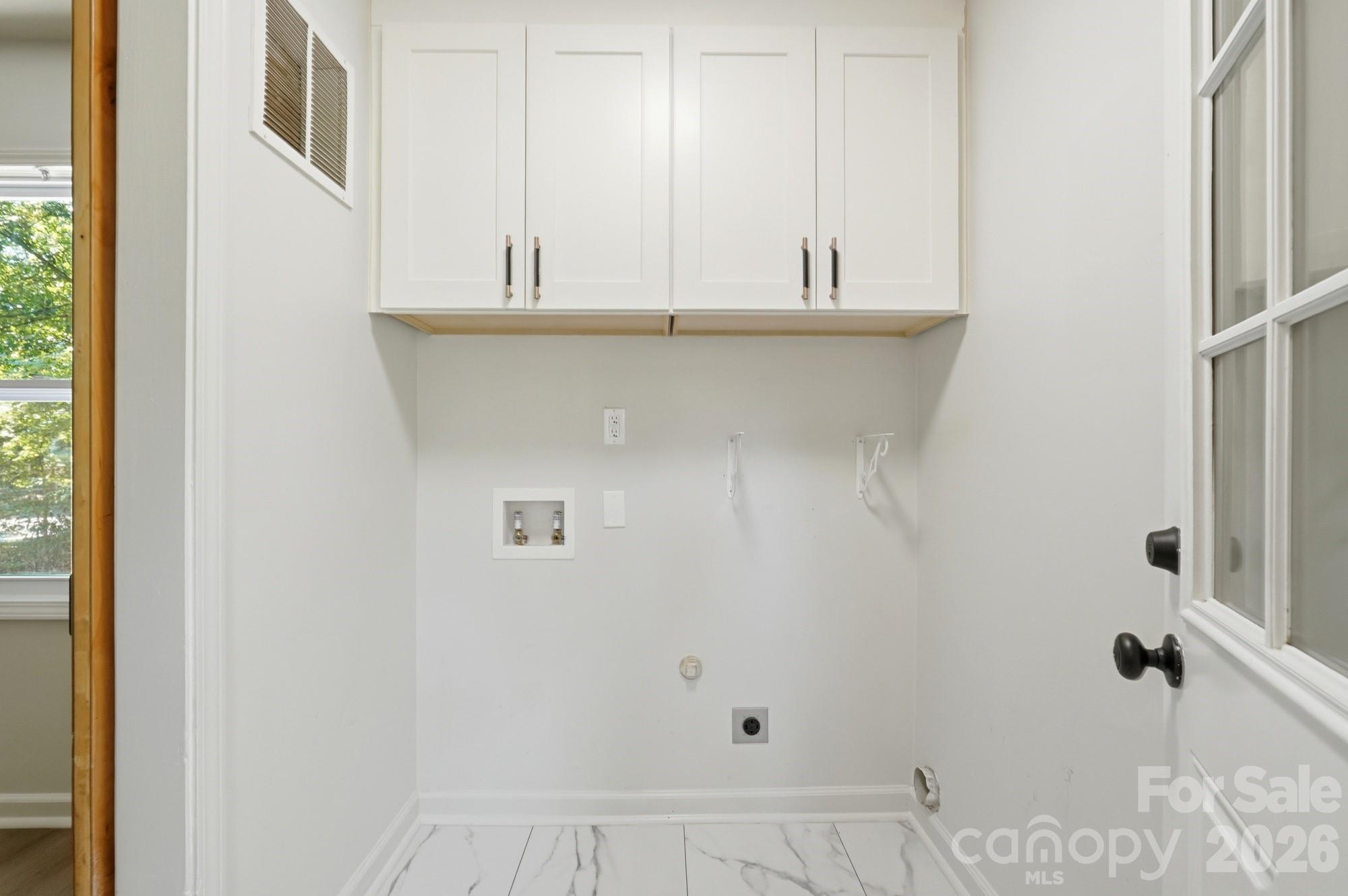 9828 Starwood Drive — Charlotte