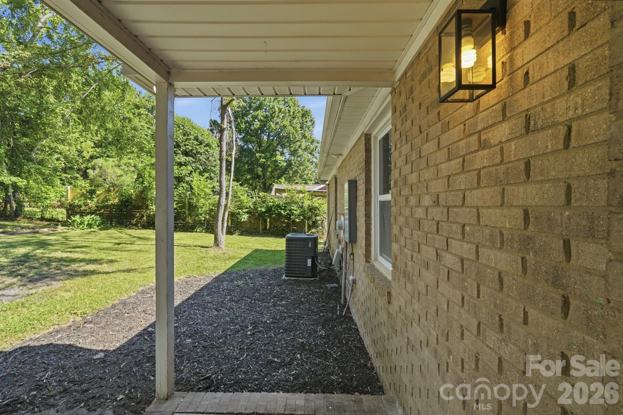 9828 Starwood Drive — Charlotte