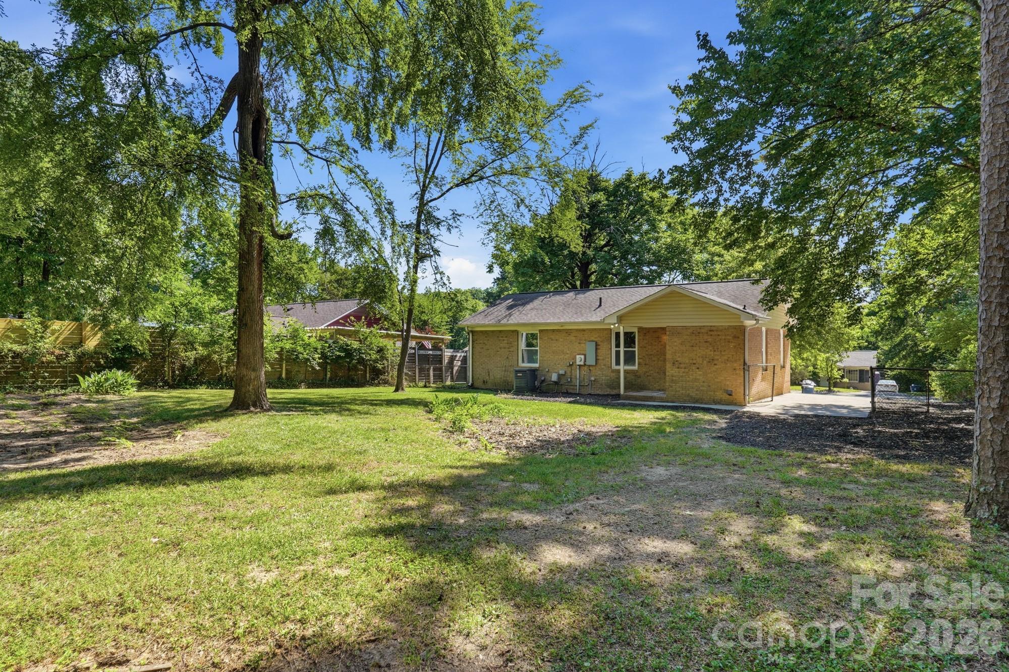9828 Starwood Drive — Charlotte