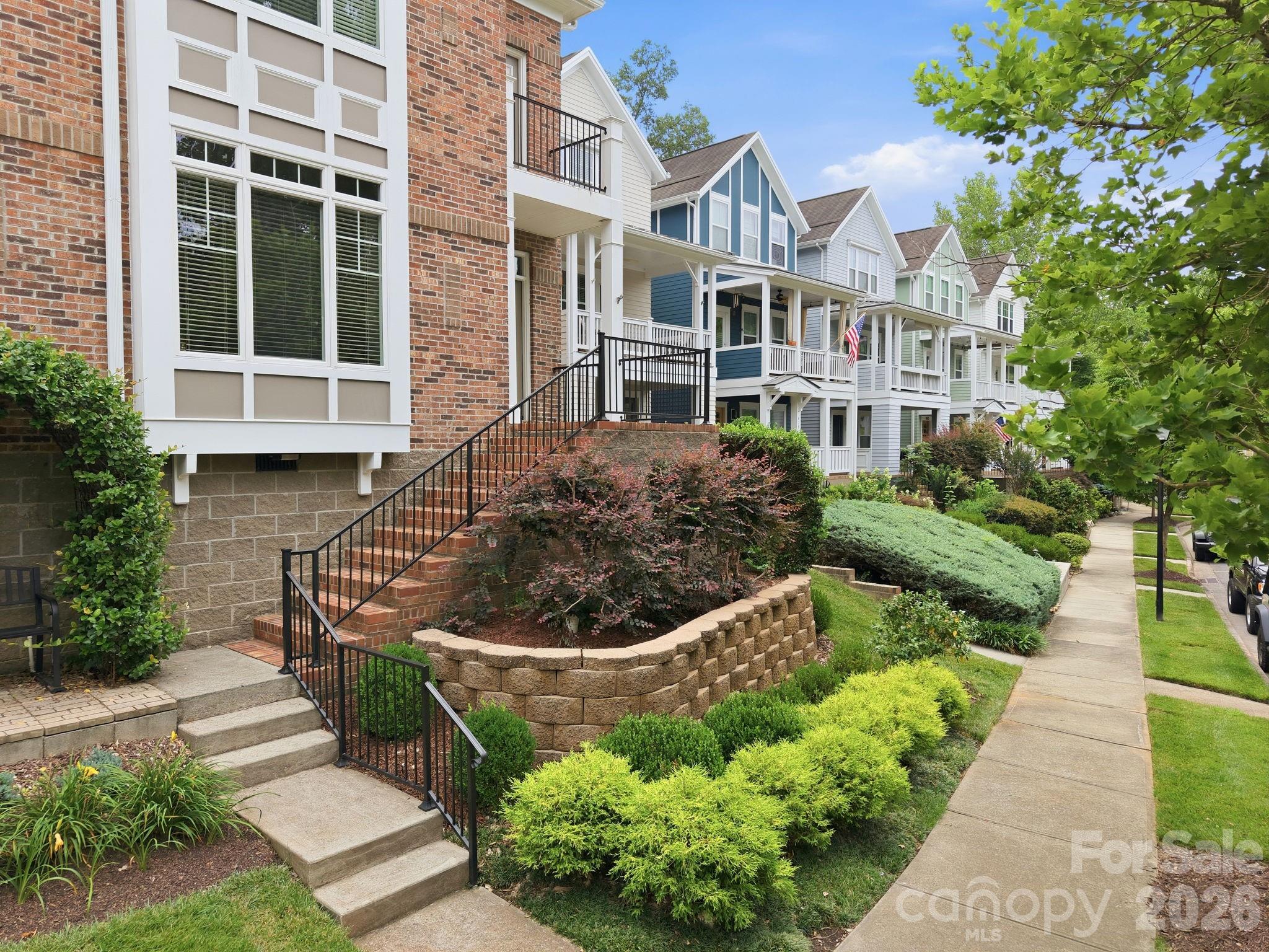 425 Spring Street — Davidson