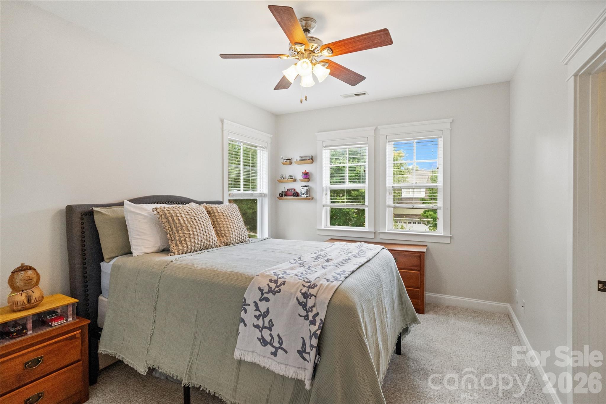 411 Shoreline Parkway — Tega Cay