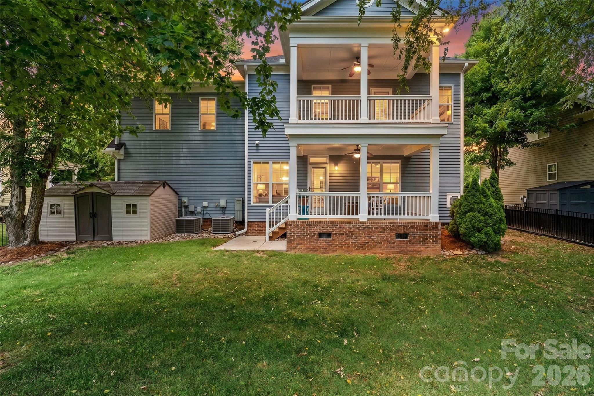 411 Shoreline Parkway — Tega Cay