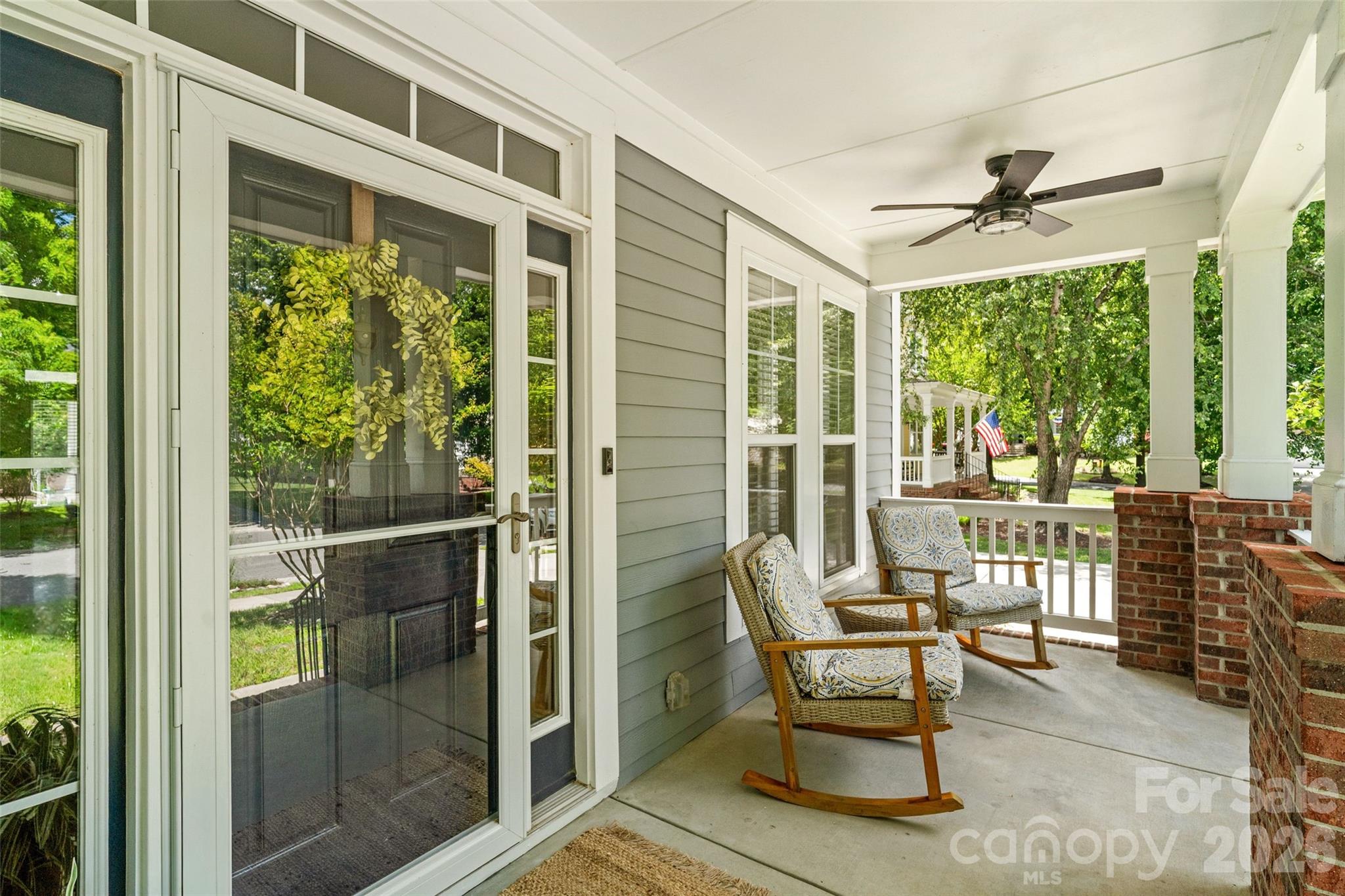 411 Shoreline Parkway — Tega Cay
