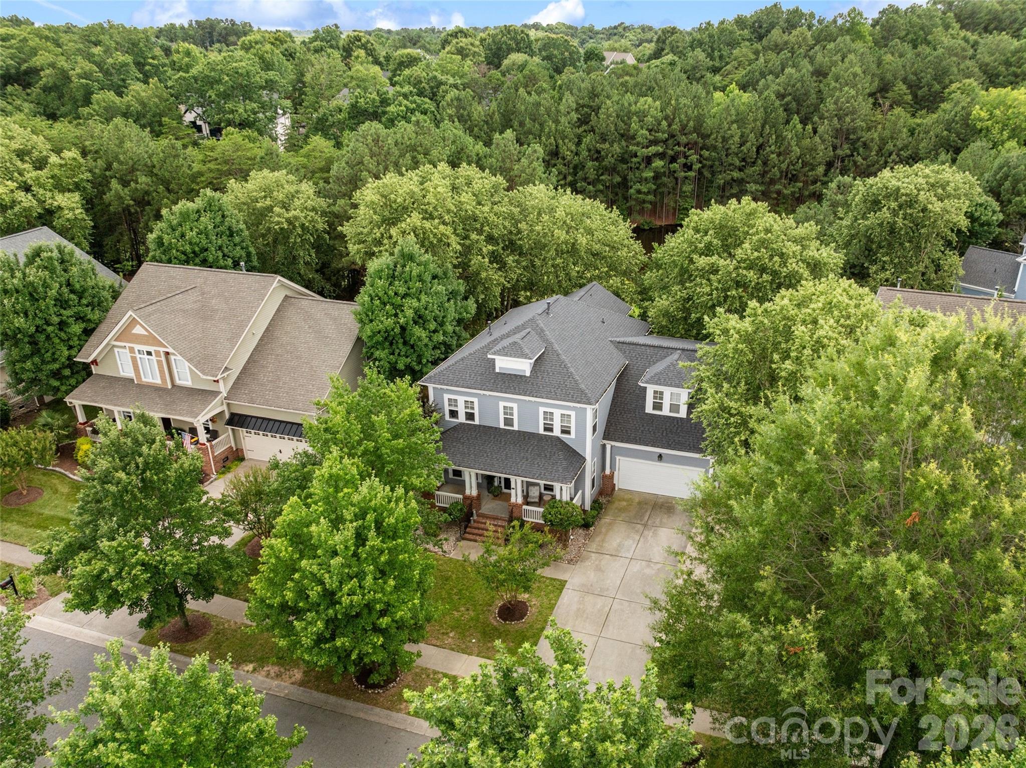 411 Shoreline Parkway — Tega Cay