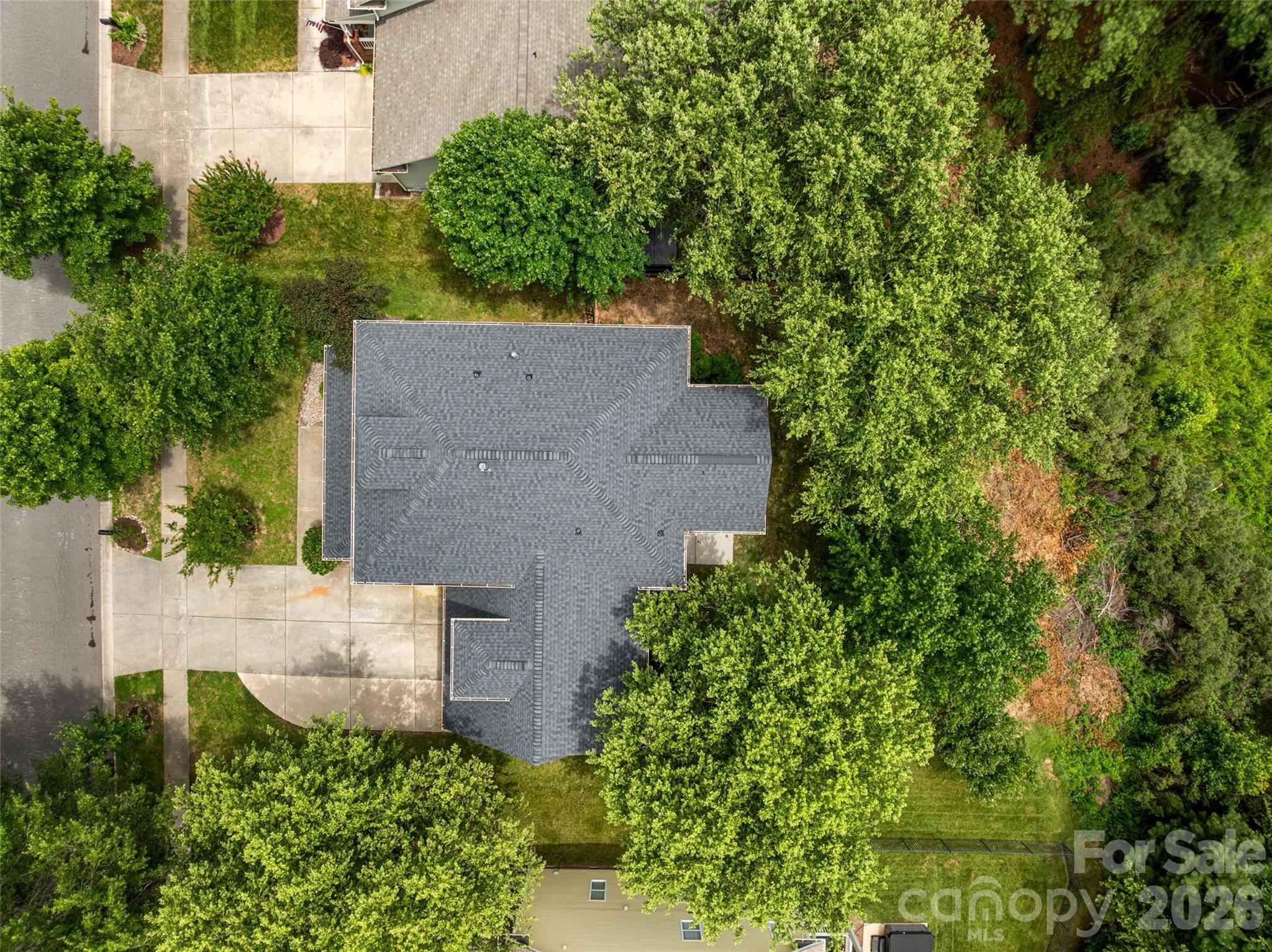411 Shoreline Parkway — Tega Cay