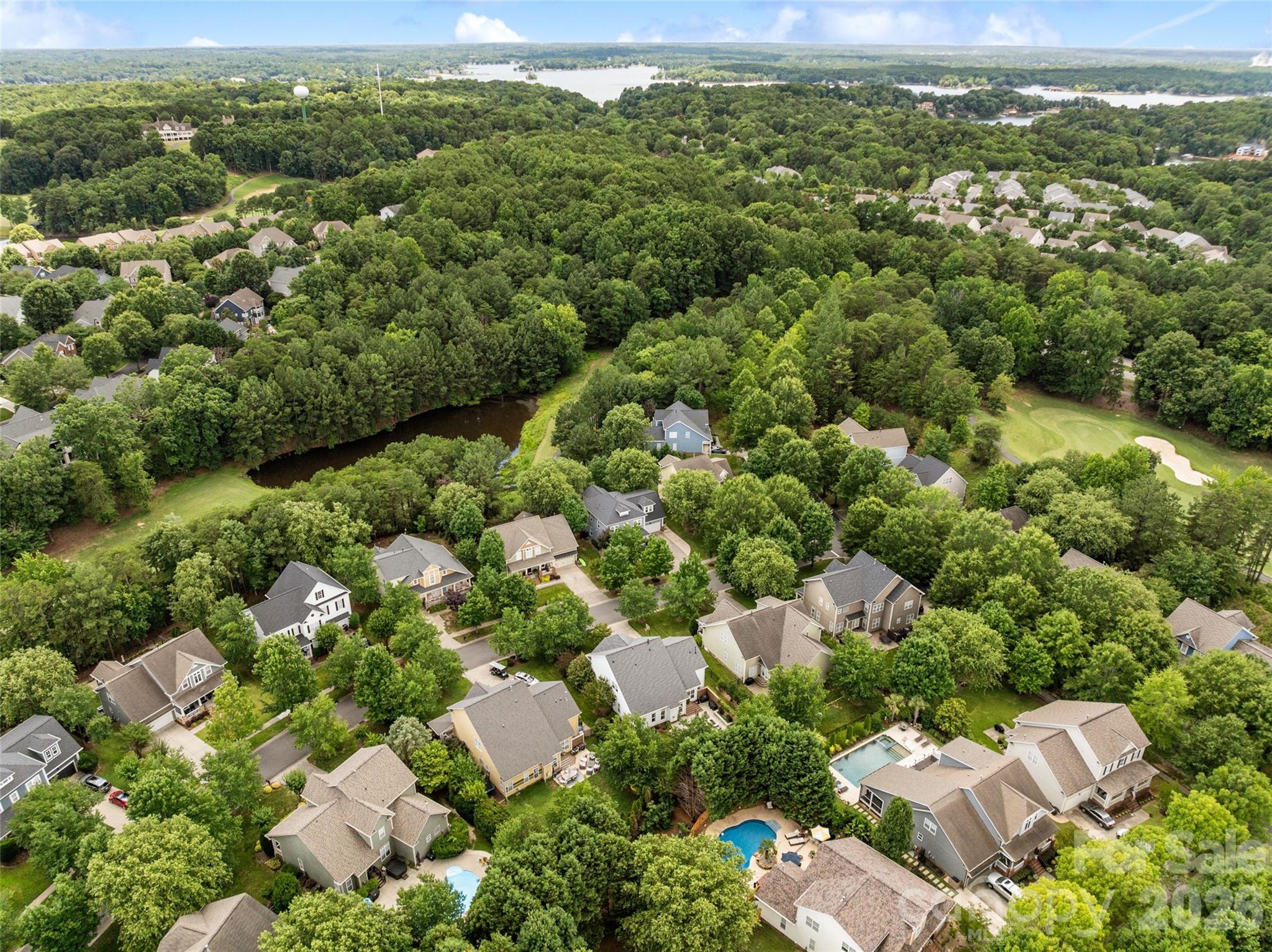 411 Shoreline Parkway — Tega Cay