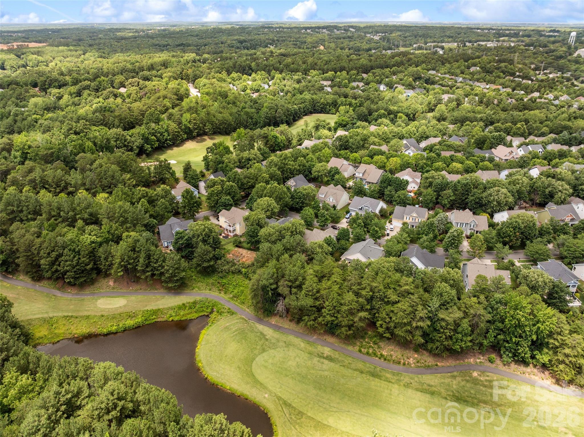 411 Shoreline Parkway — Tega Cay
