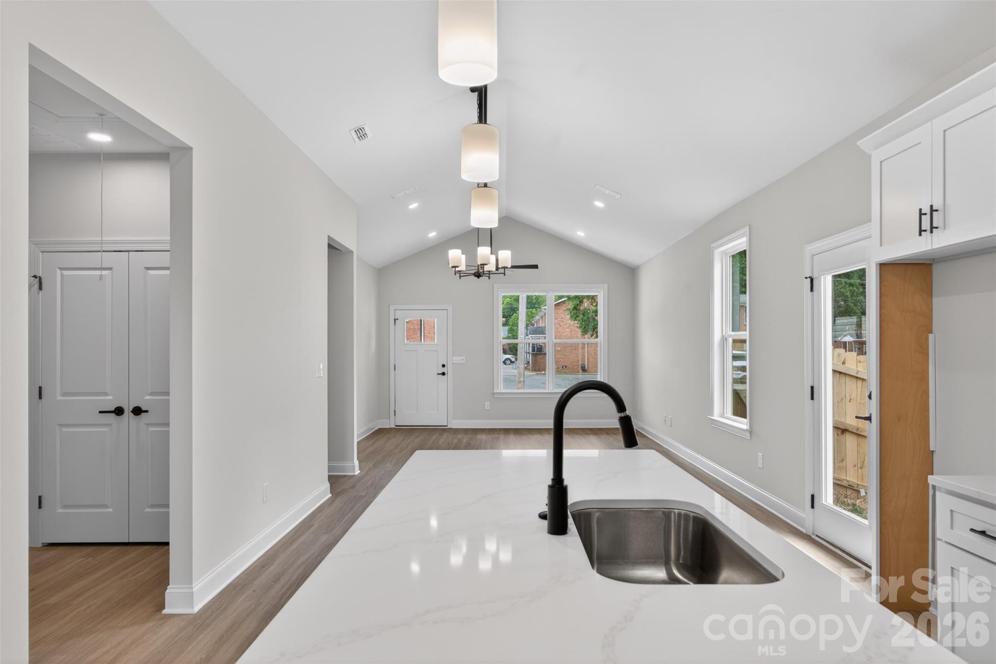 1111 Burke Street — Monroe