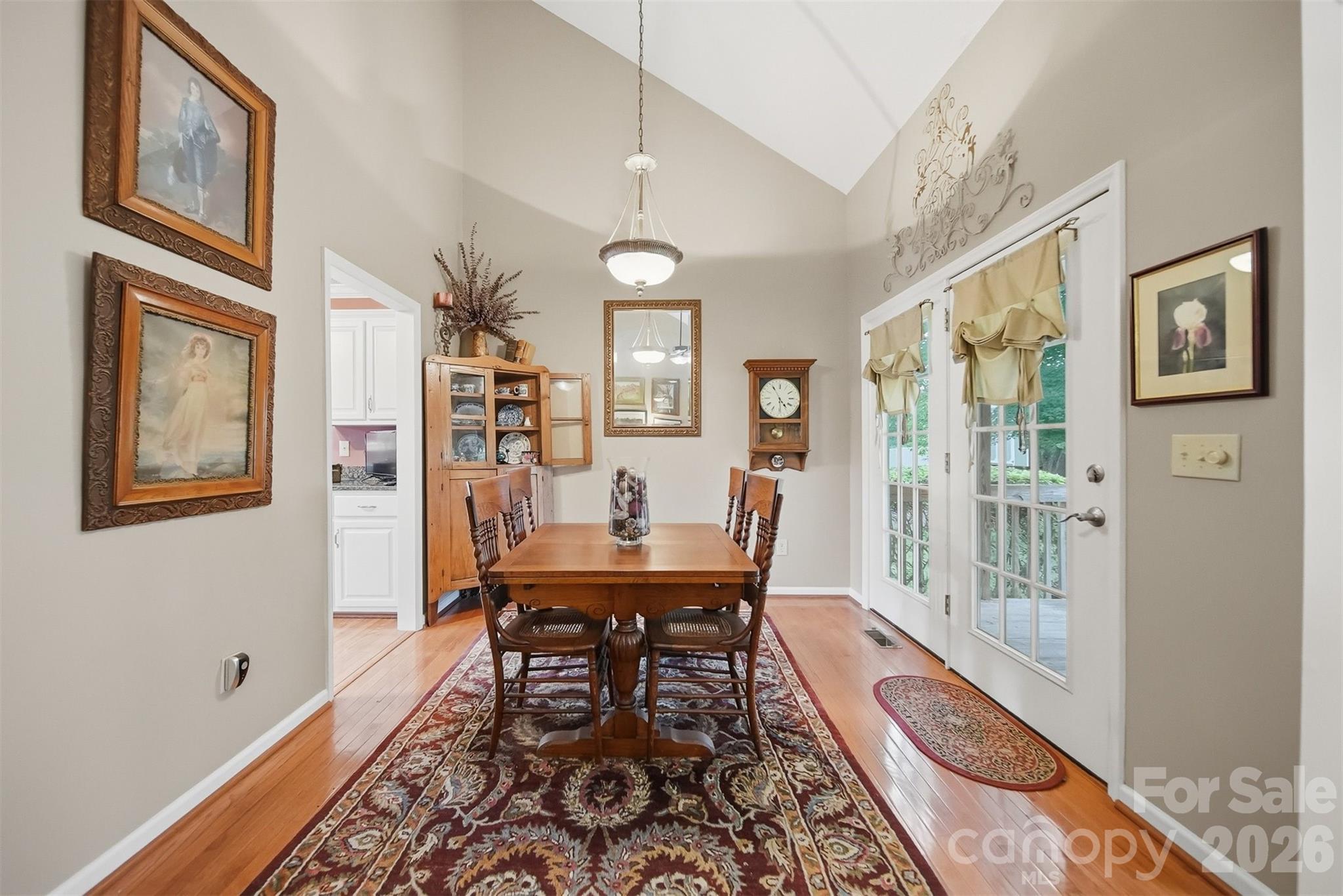 5666 Gold Creek Bay Drive — Hickory