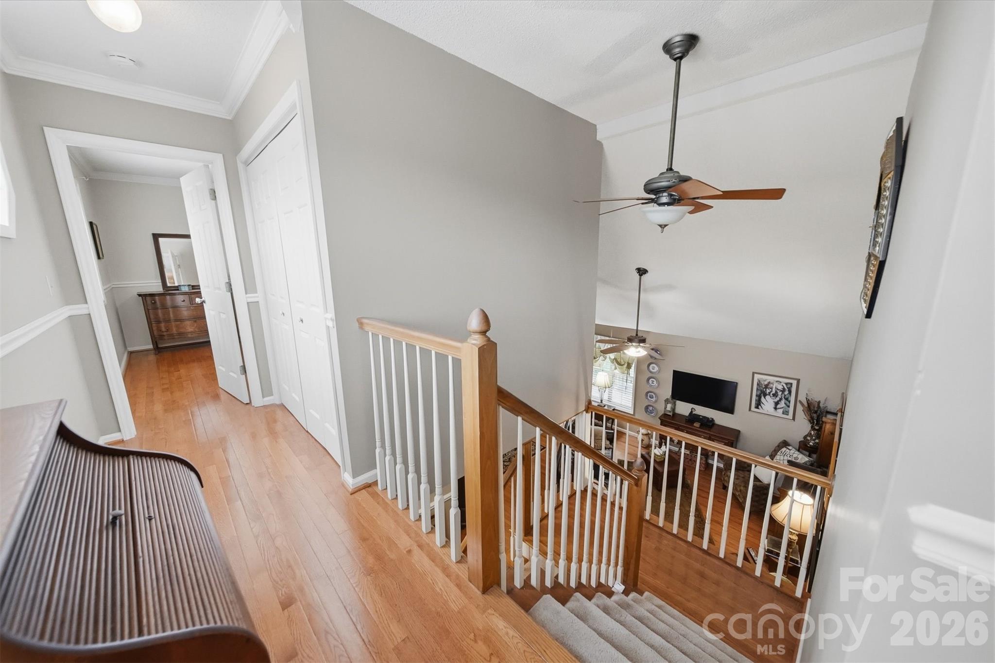 5666 Gold Creek Bay Drive — Hickory