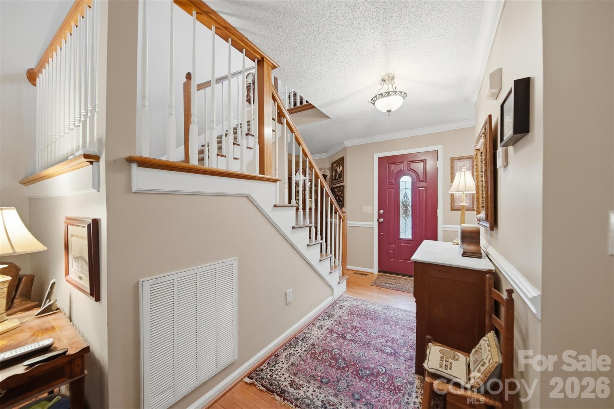 5666 Gold Creek Bay Drive — Hickory