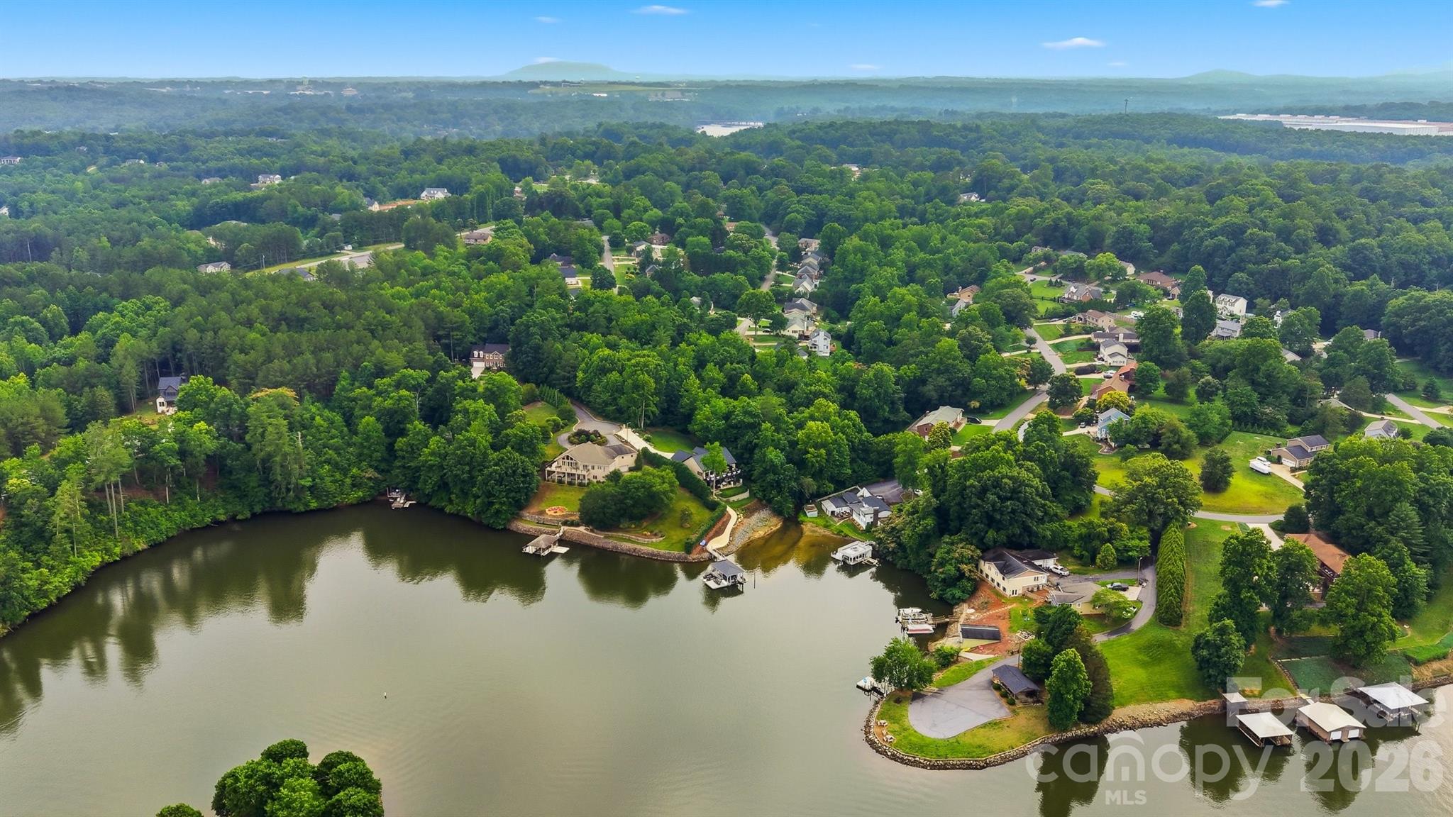 5666 Gold Creek Bay Drive — Hickory
