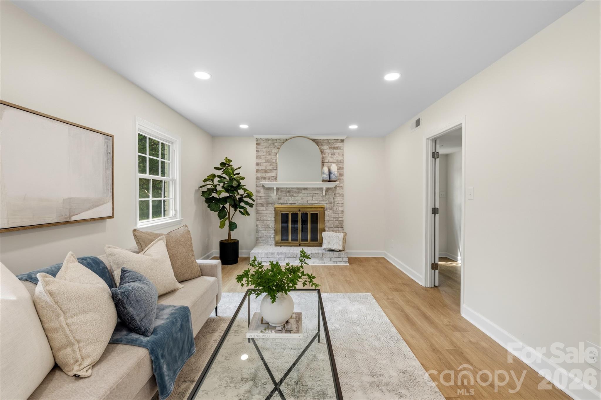 7434 Kilcullen Drive — Charlotte