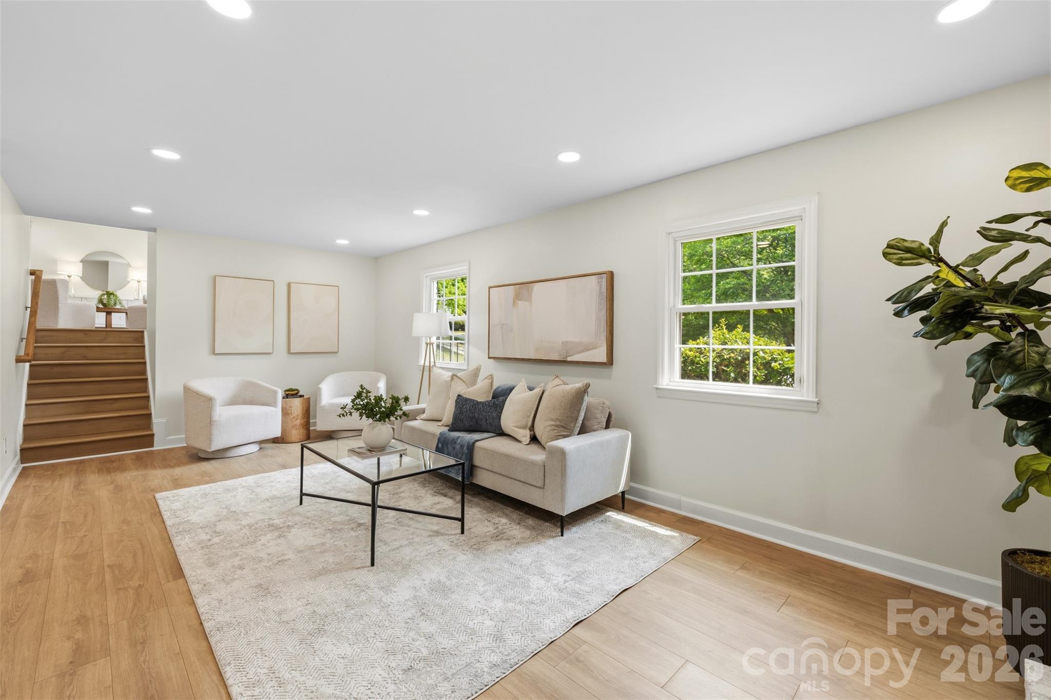 7434 Kilcullen Drive — Charlotte