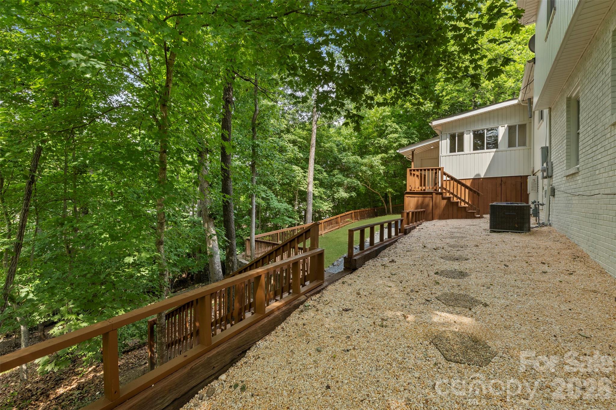 7434 Kilcullen Drive — Charlotte