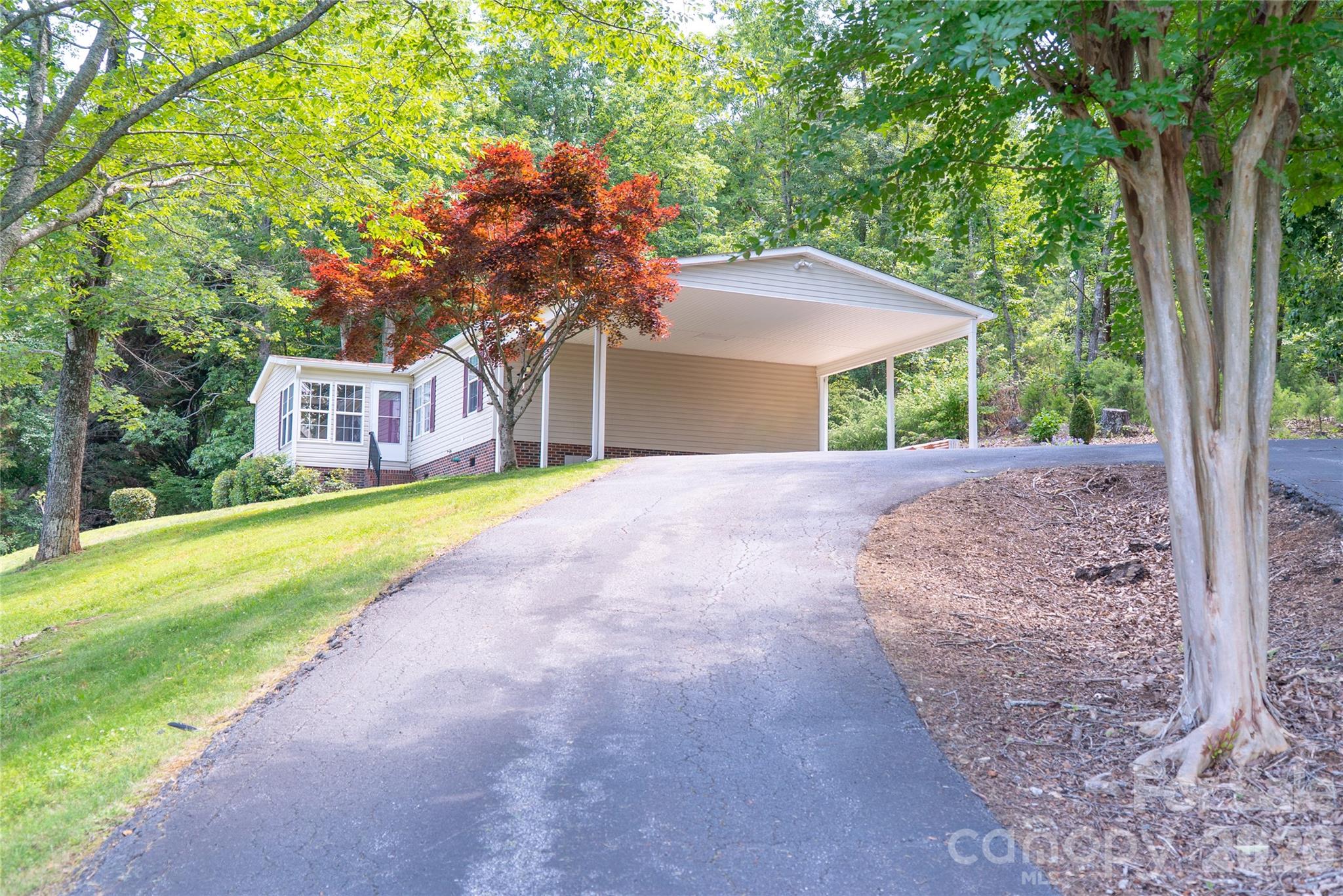 4862 Karen Court — Morganton