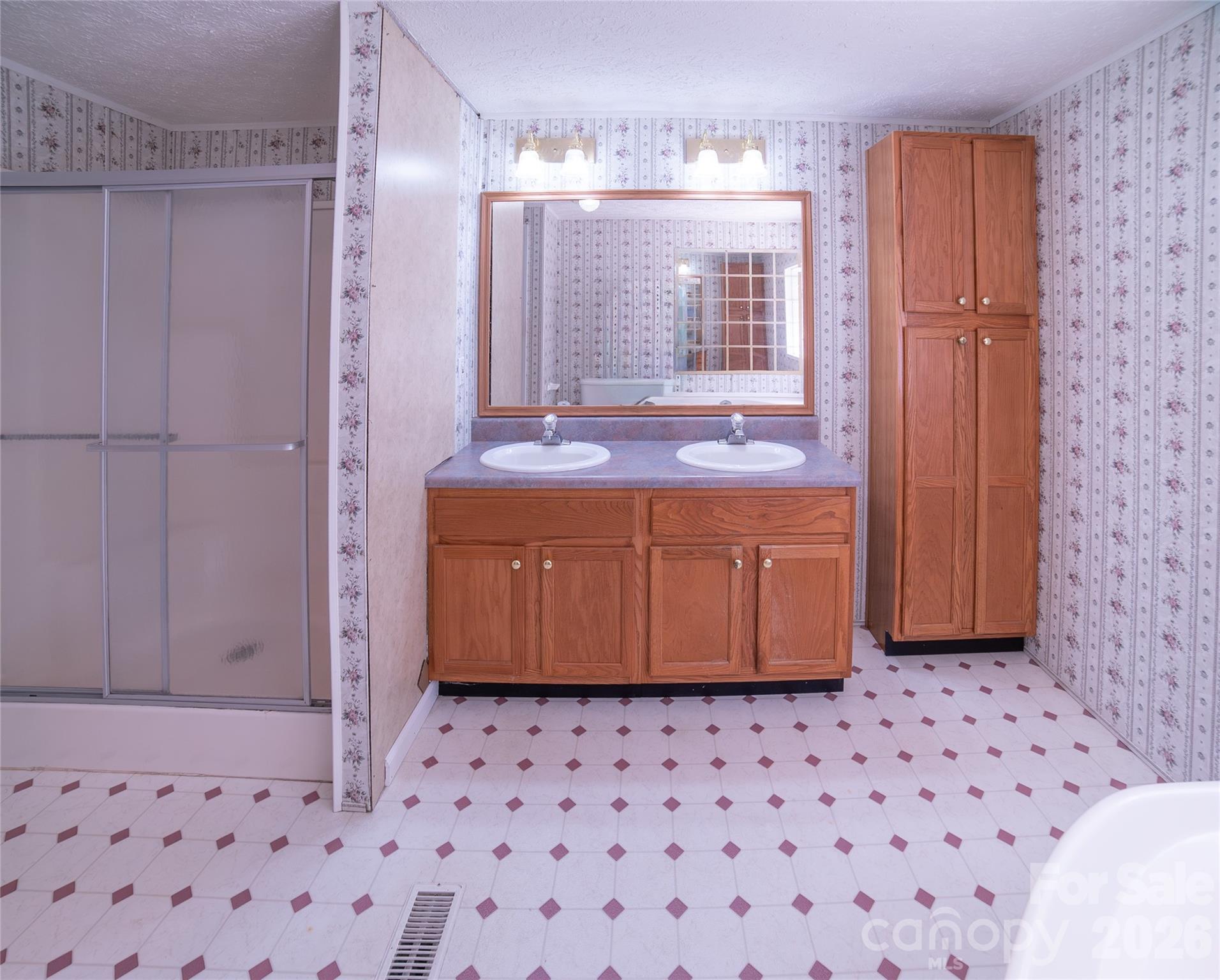 4862 Karen Court — Morganton