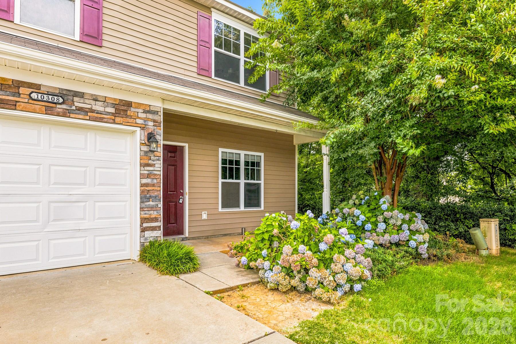 10308 Cloyne Court — Charlotte