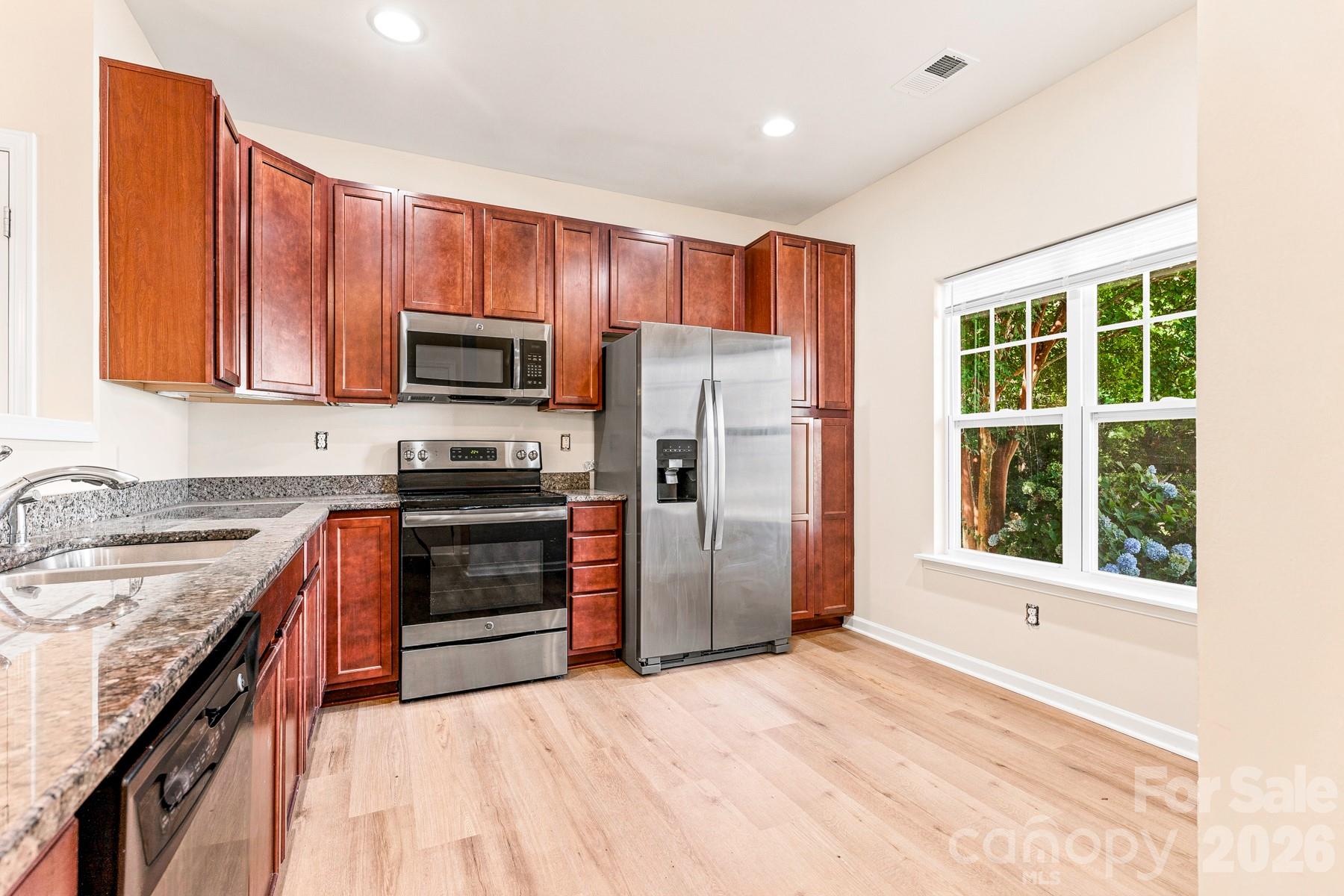 10308 Cloyne Court — Charlotte