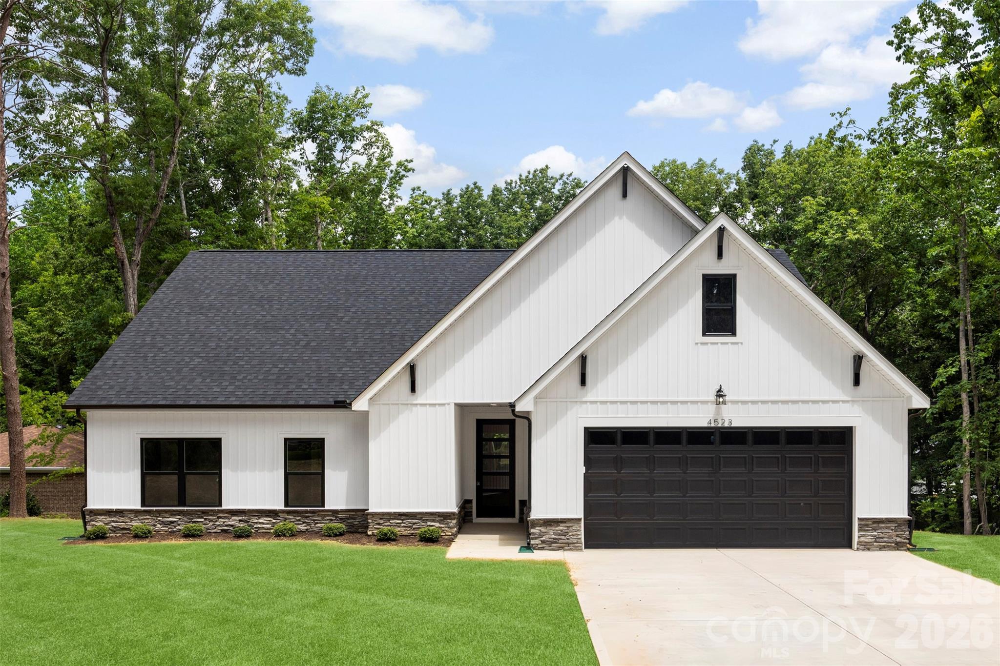 4523 Binwhe Lane — Gastonia