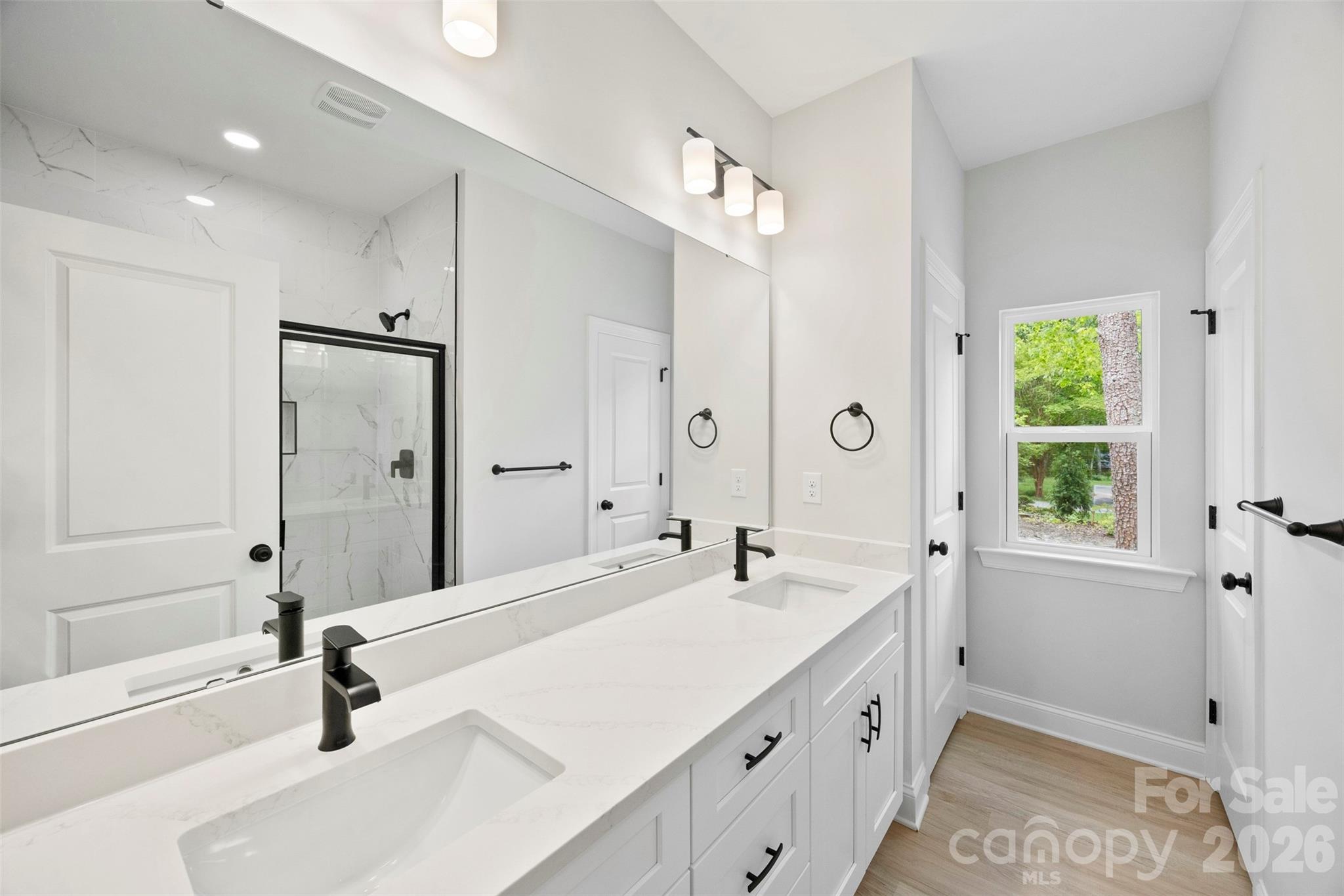 4523 Binwhe Lane — Gastonia