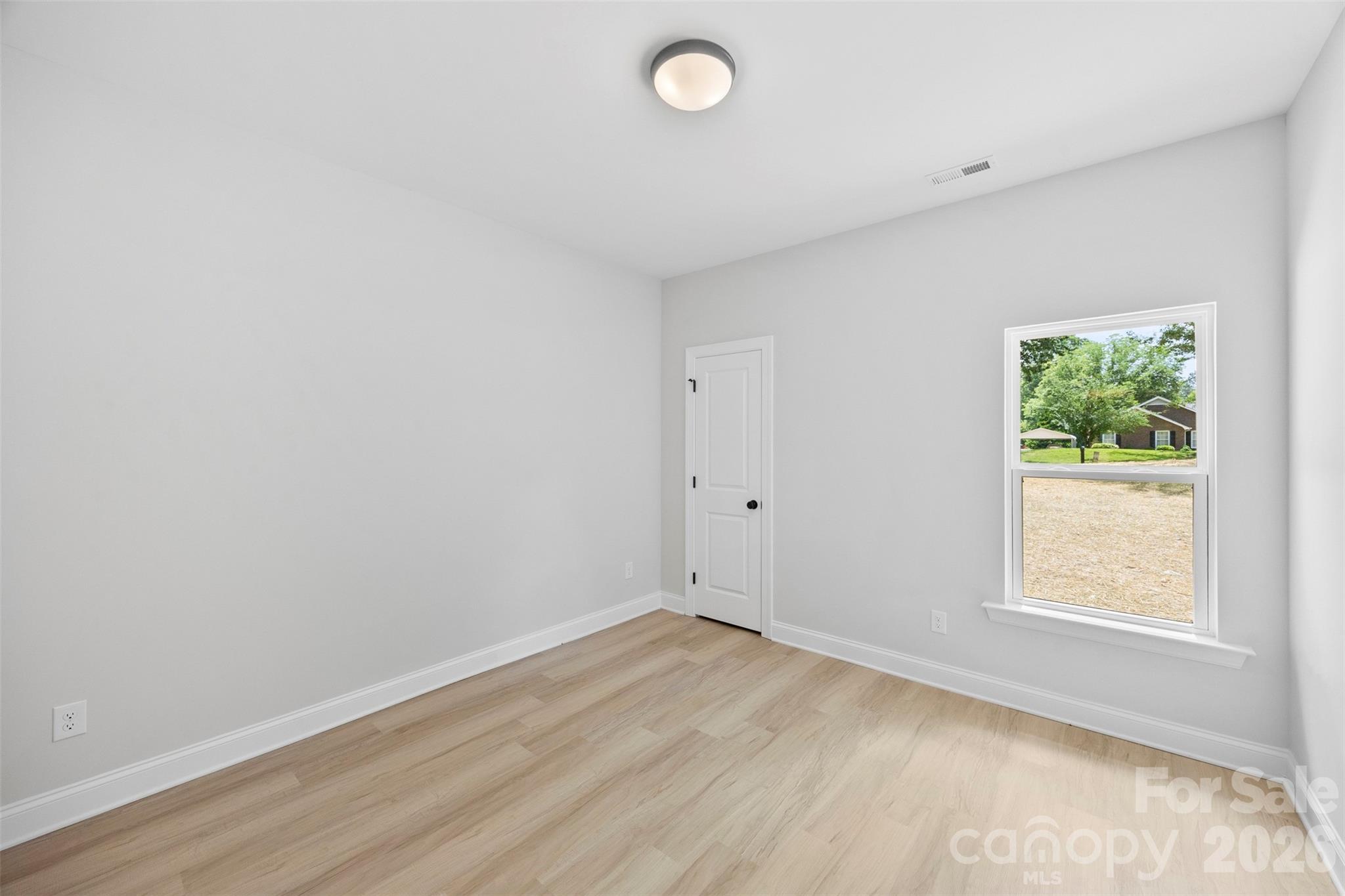4523 Binwhe Lane — Gastonia