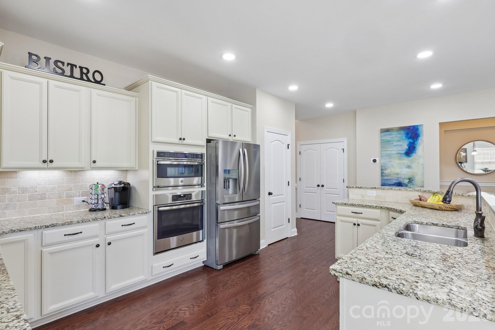 4094 Henshaw Road — Waxhaw