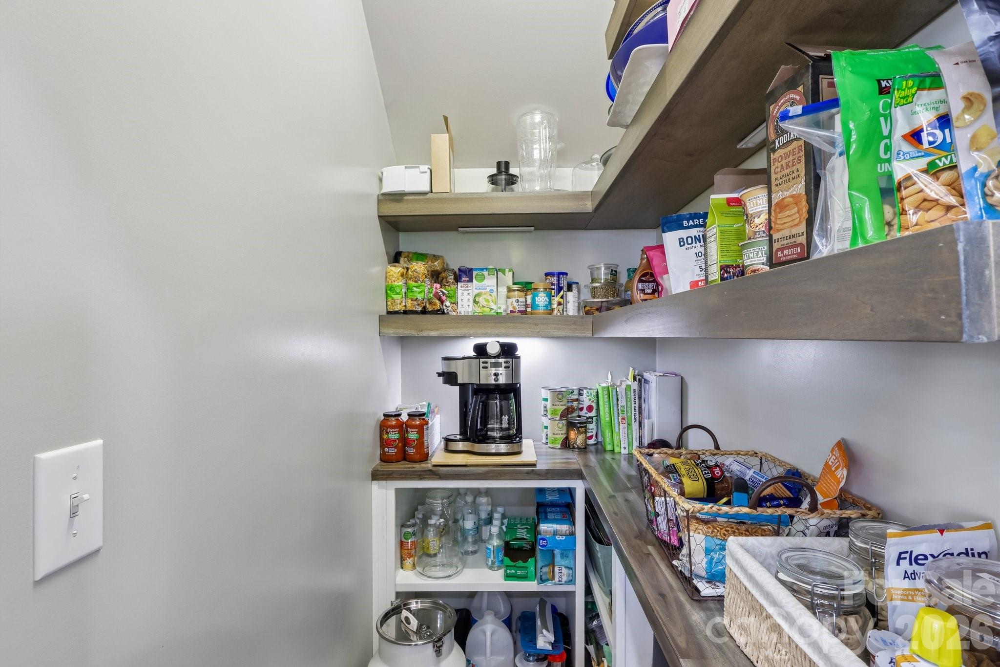 4094 Henshaw Road — Waxhaw