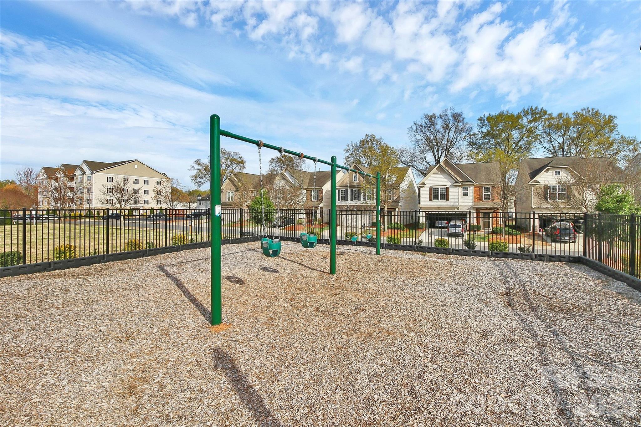 6629 Portland Rose Lane — Charlotte
