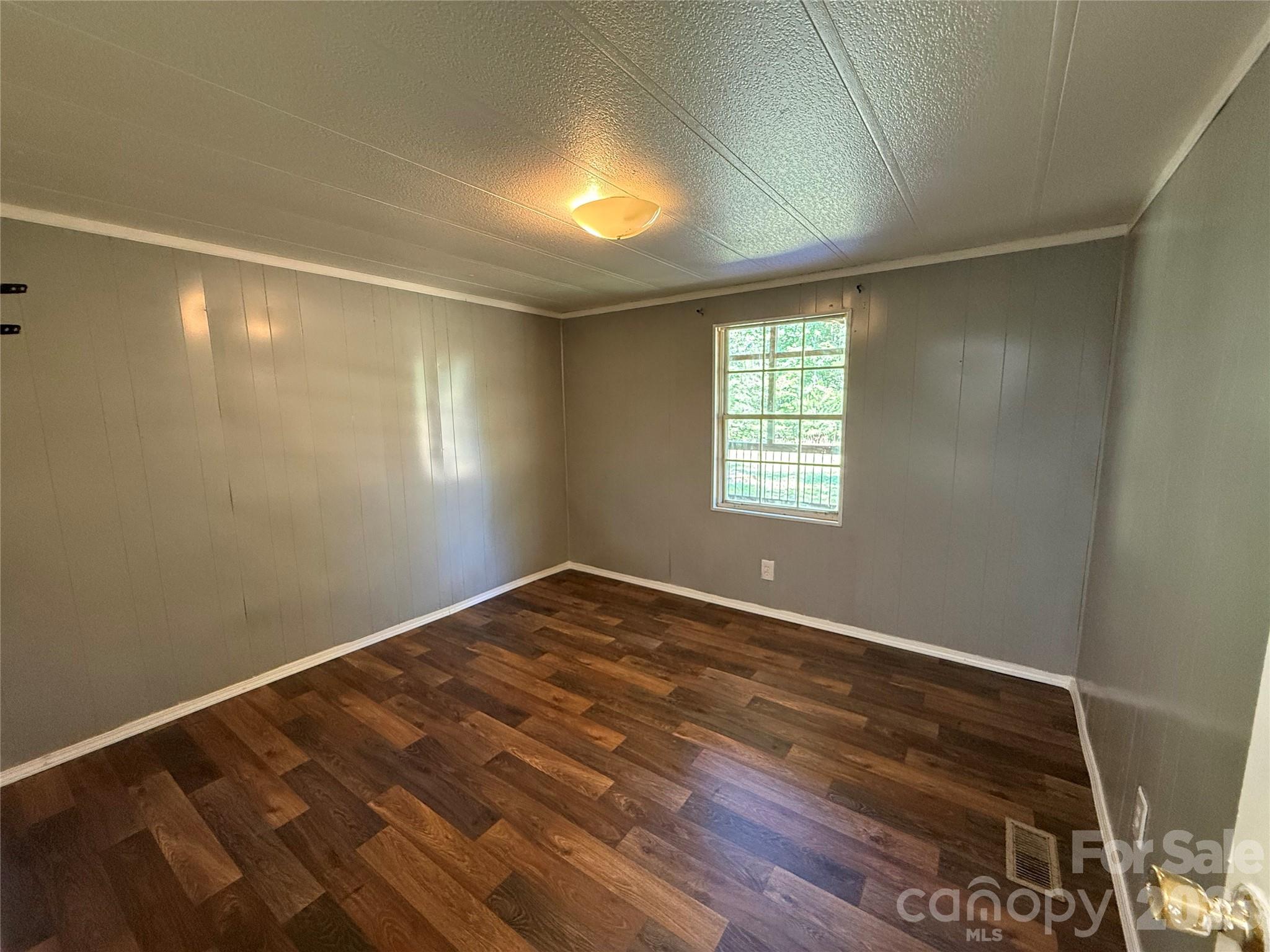 211 Corry Lane — Bostic