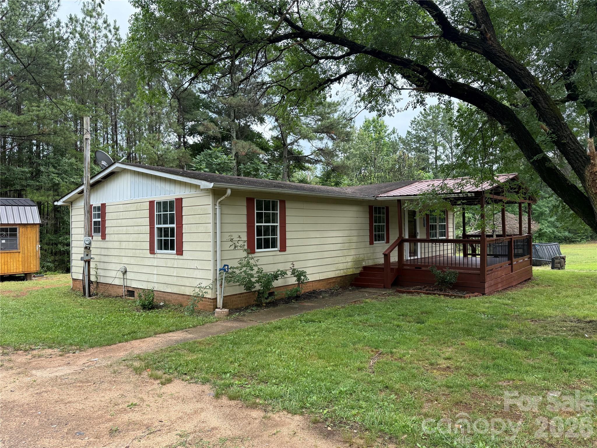 211 Corry Lane — Bostic