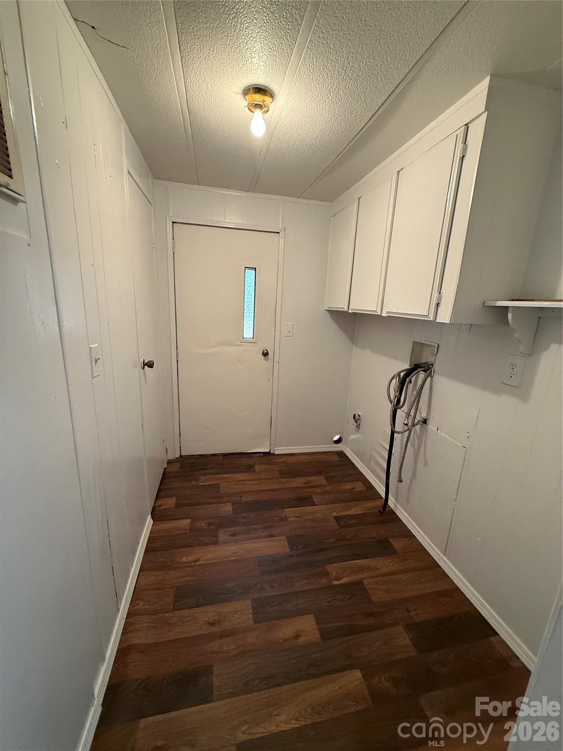 211 Corry Lane — Bostic