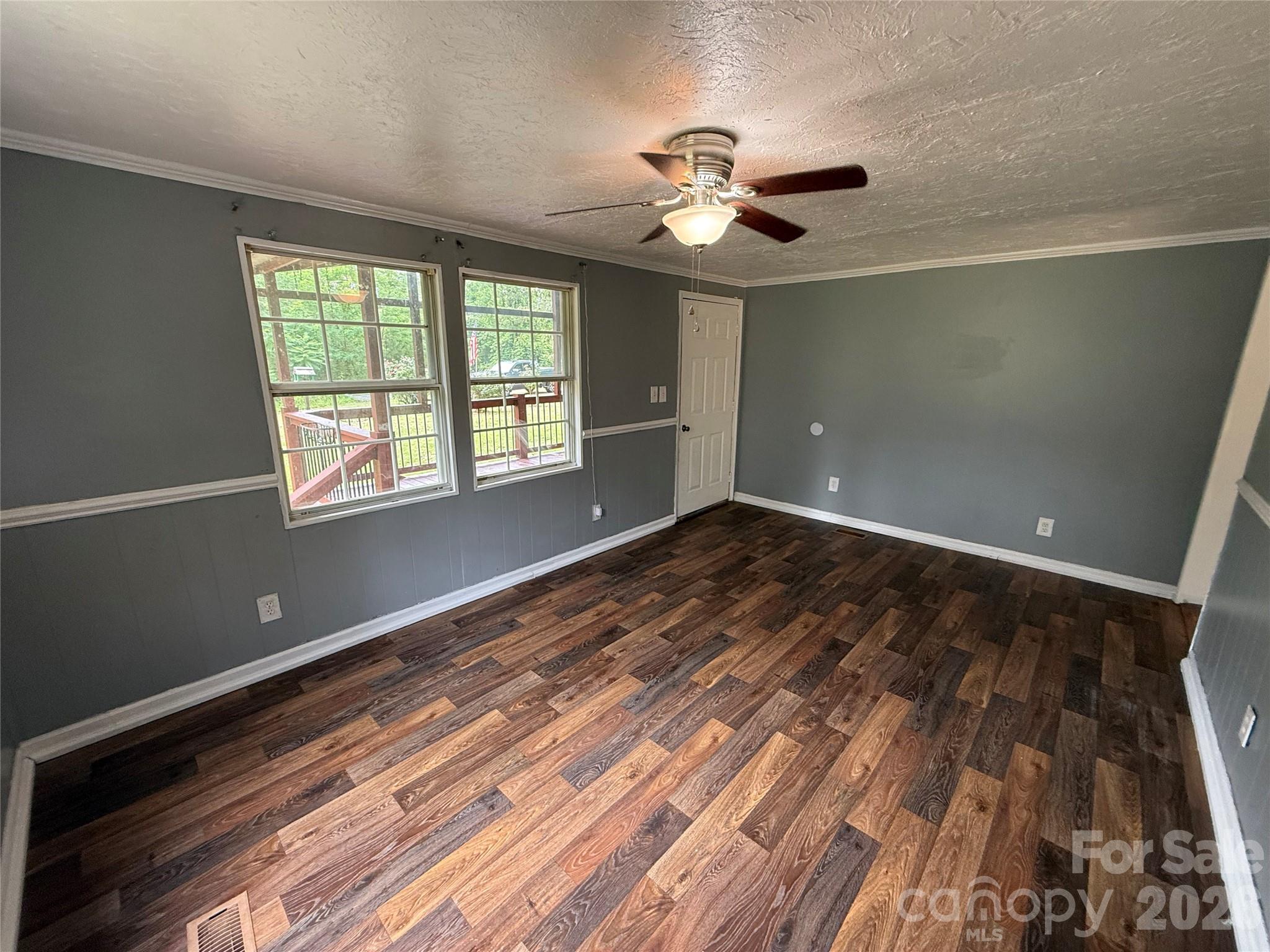 211 Corry Lane — Bostic